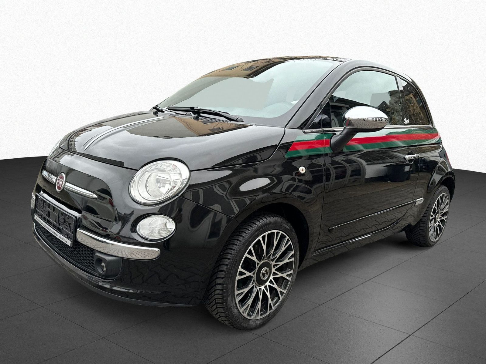 Fiat 500 by GUCCI
