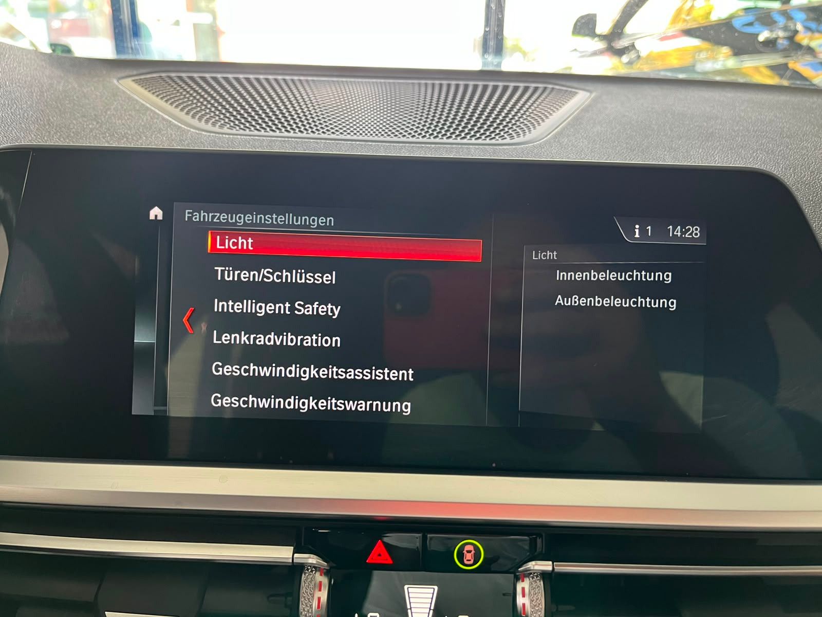 Fahrzeugabbildung BMW 320 d M Sport*LEDER*ALCANTARA*KEYLESS*