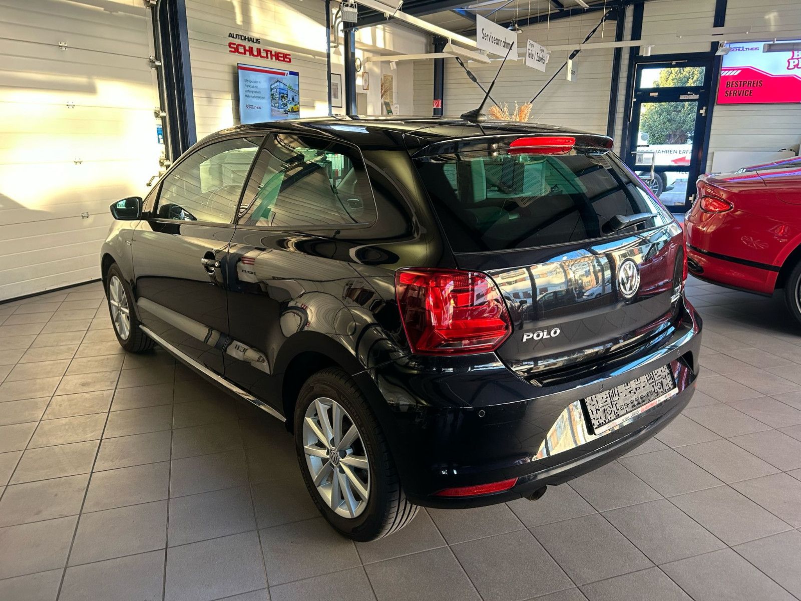 Fahrzeugabbildung Volkswagen Polo 1.4 TDI V Lounge*NAVI*PDC*SHZ*APPLECARPLAY