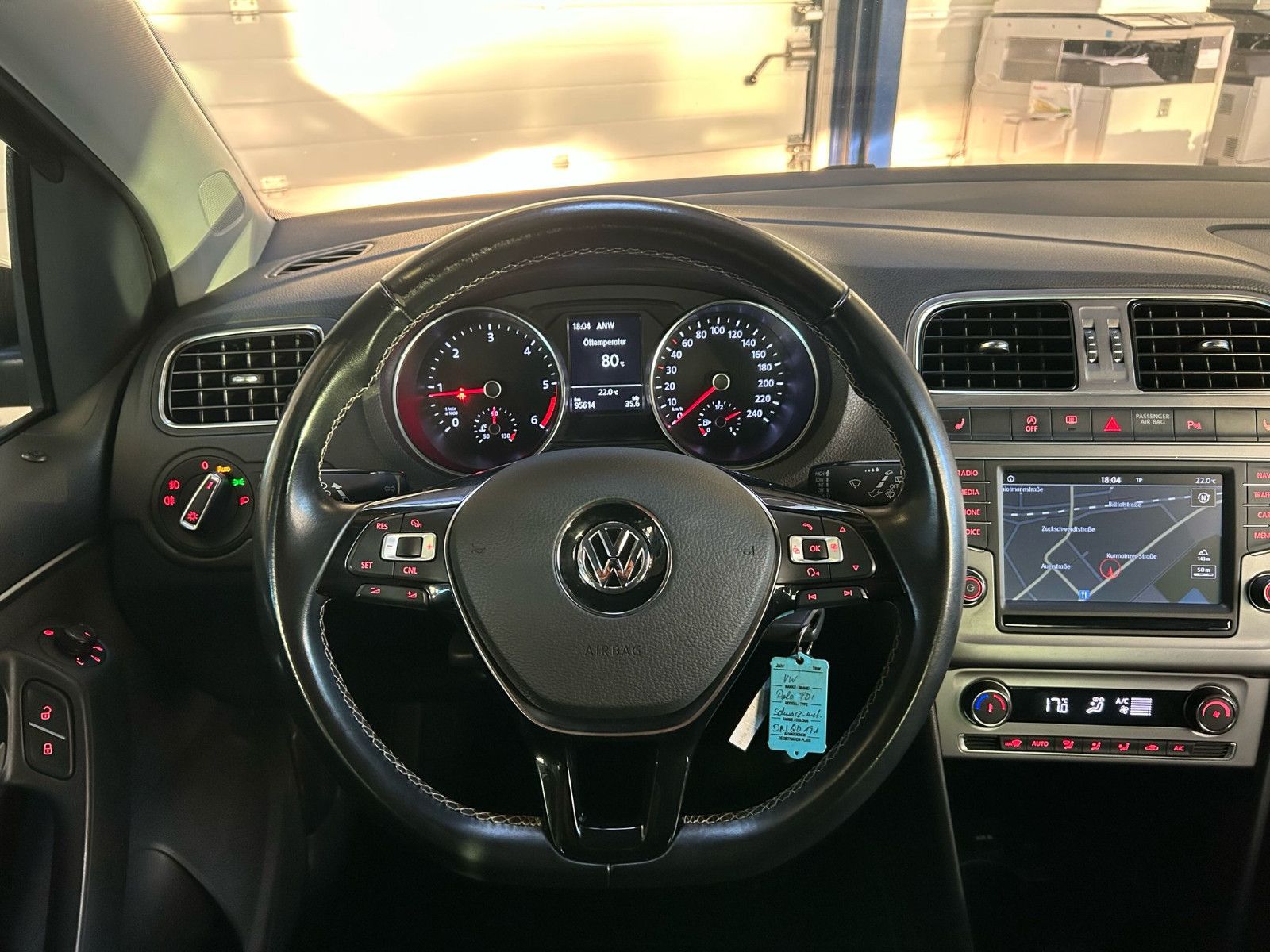 Fahrzeugabbildung Volkswagen Polo 1.4 TDI V Lounge*NAVI*PDC*SHZ*APPLECARPLAY