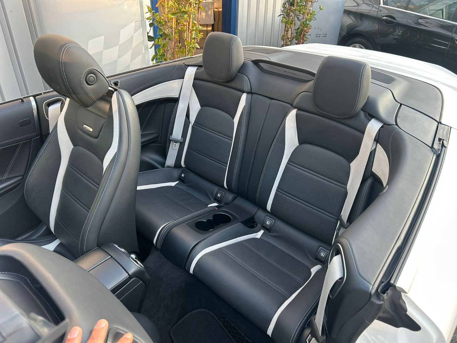 Fahrzeugabbildung Mercedes-Benz C 63 S AMG**JUNGE-STERNE*03/2026*RFK*BURMESTER*