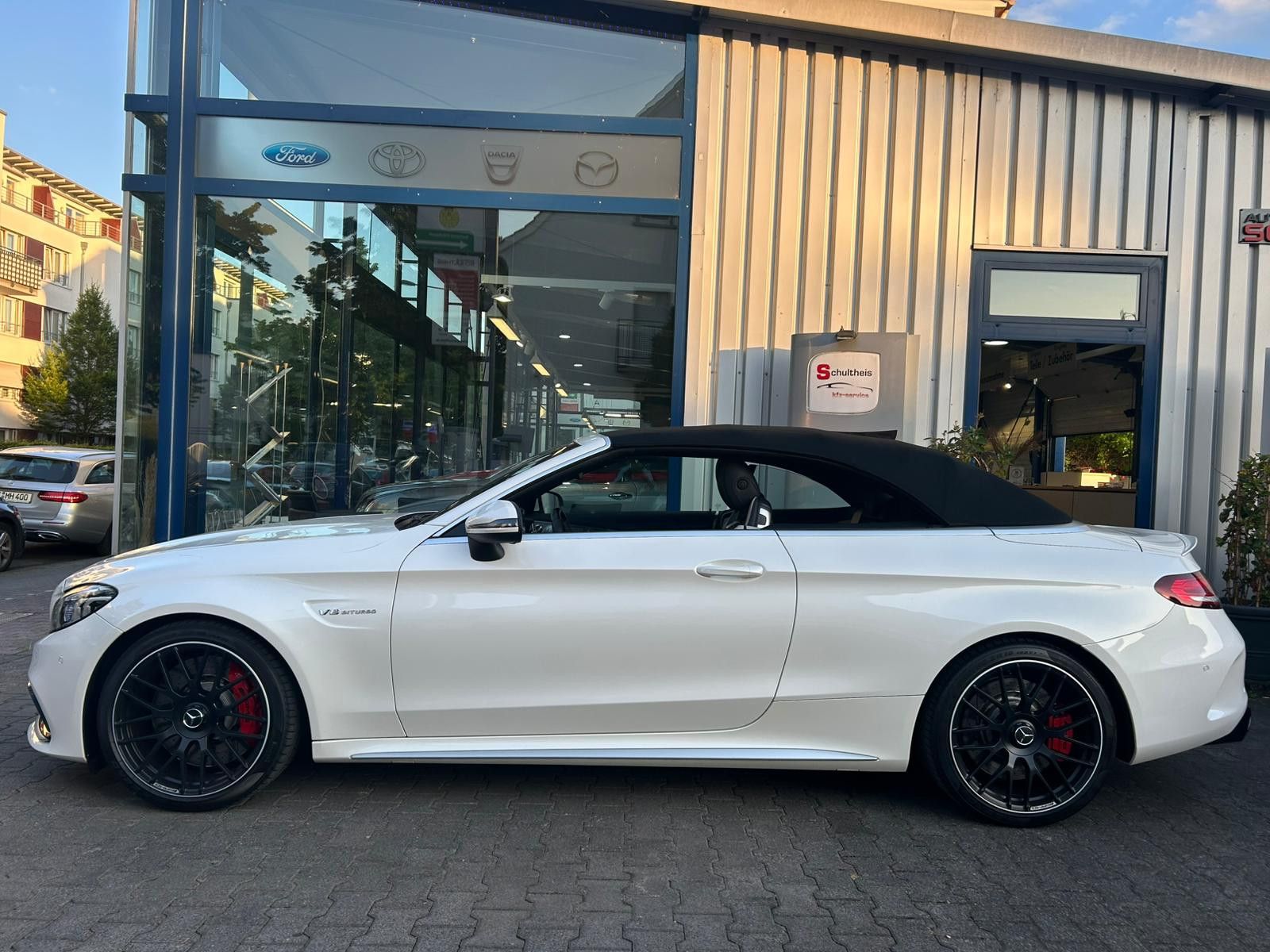Fahrzeugabbildung Mercedes-Benz C 63 S AMG**JUNGE-STERNE*03/2026*RFK*BURMESTER*