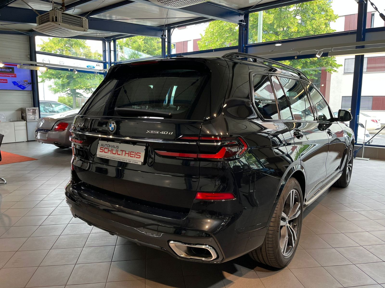 Fahrzeugabbildung BMW X7 xDrive 40 d M Sport*PANO*7SITZE*