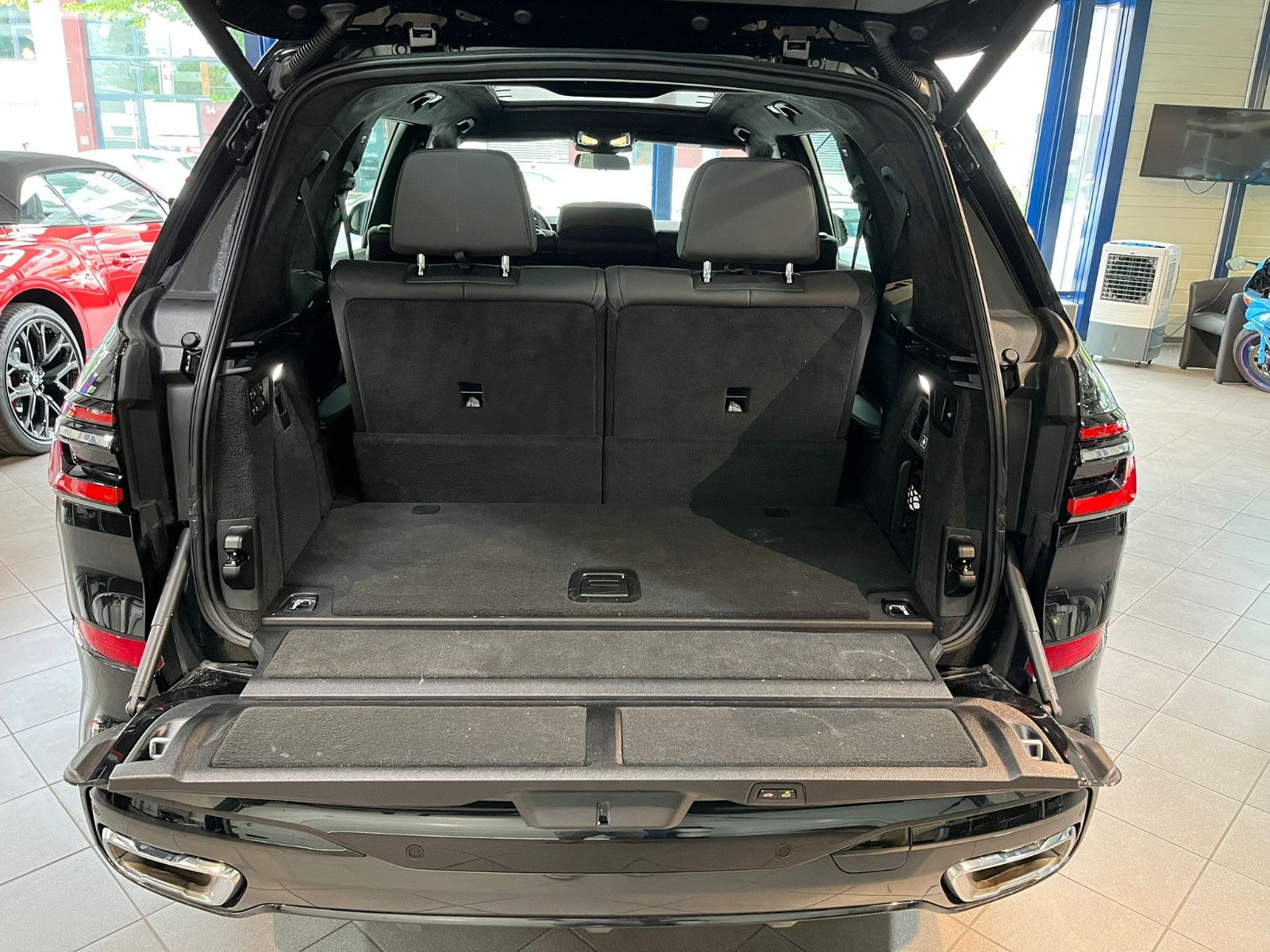 Fahrzeugabbildung BMW X7 xDrive 40 d M Sport*PANO*7SITZE*
