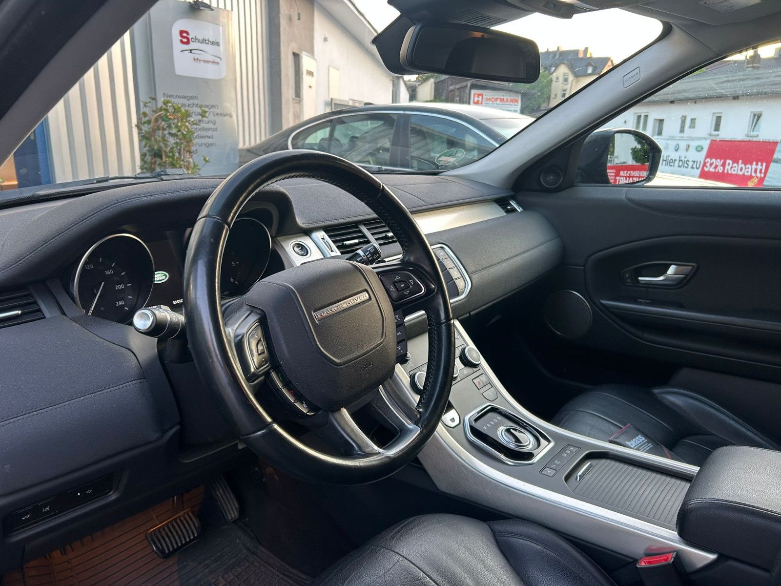 Fahrzeugabbildung Land Rover Range Rover Evoque SE*LEDER*RFK*NAVI*