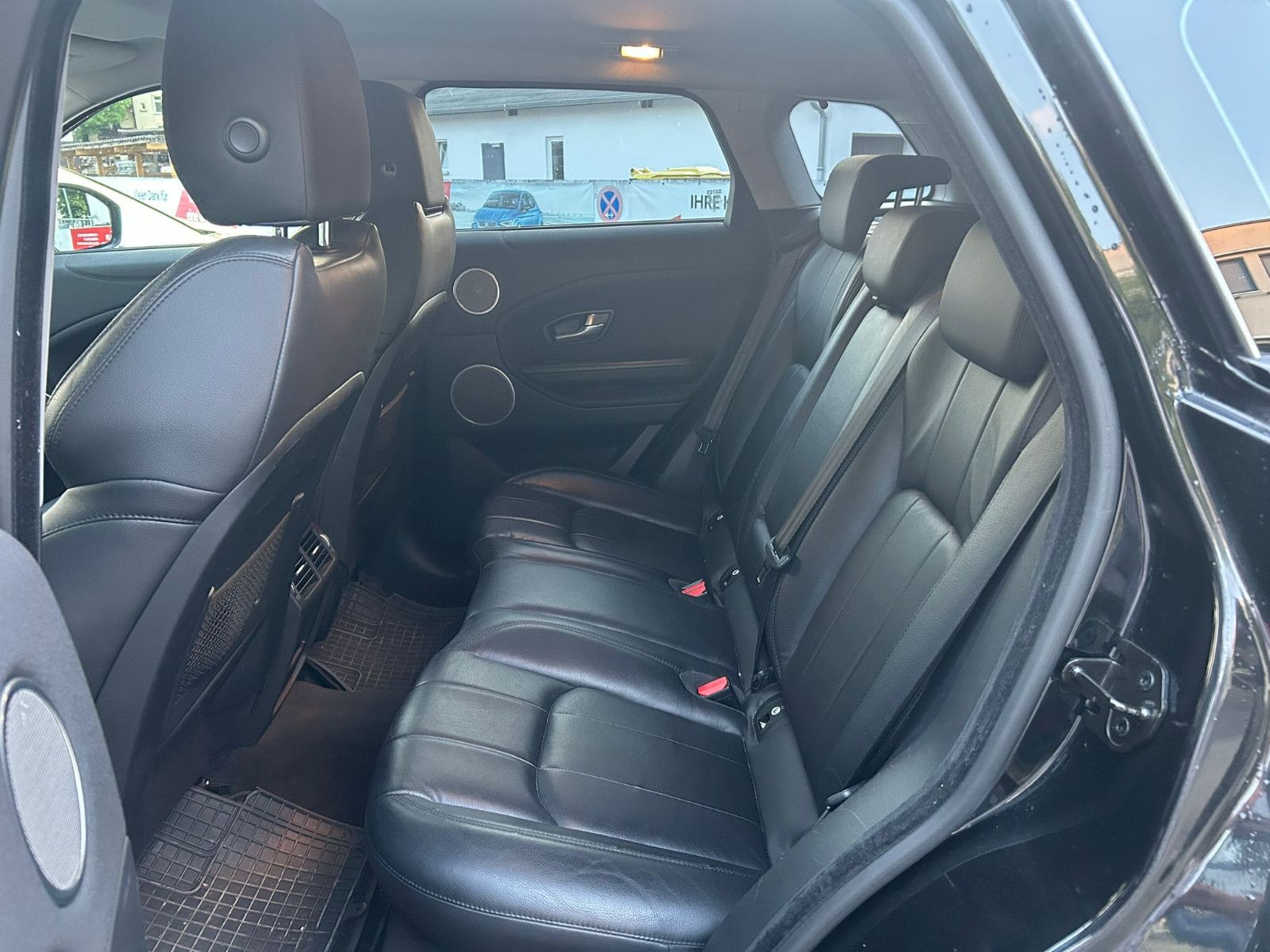 Fahrzeugabbildung Land Rover Range Rover Evoque SE*LEDER*RFK*NAVI*