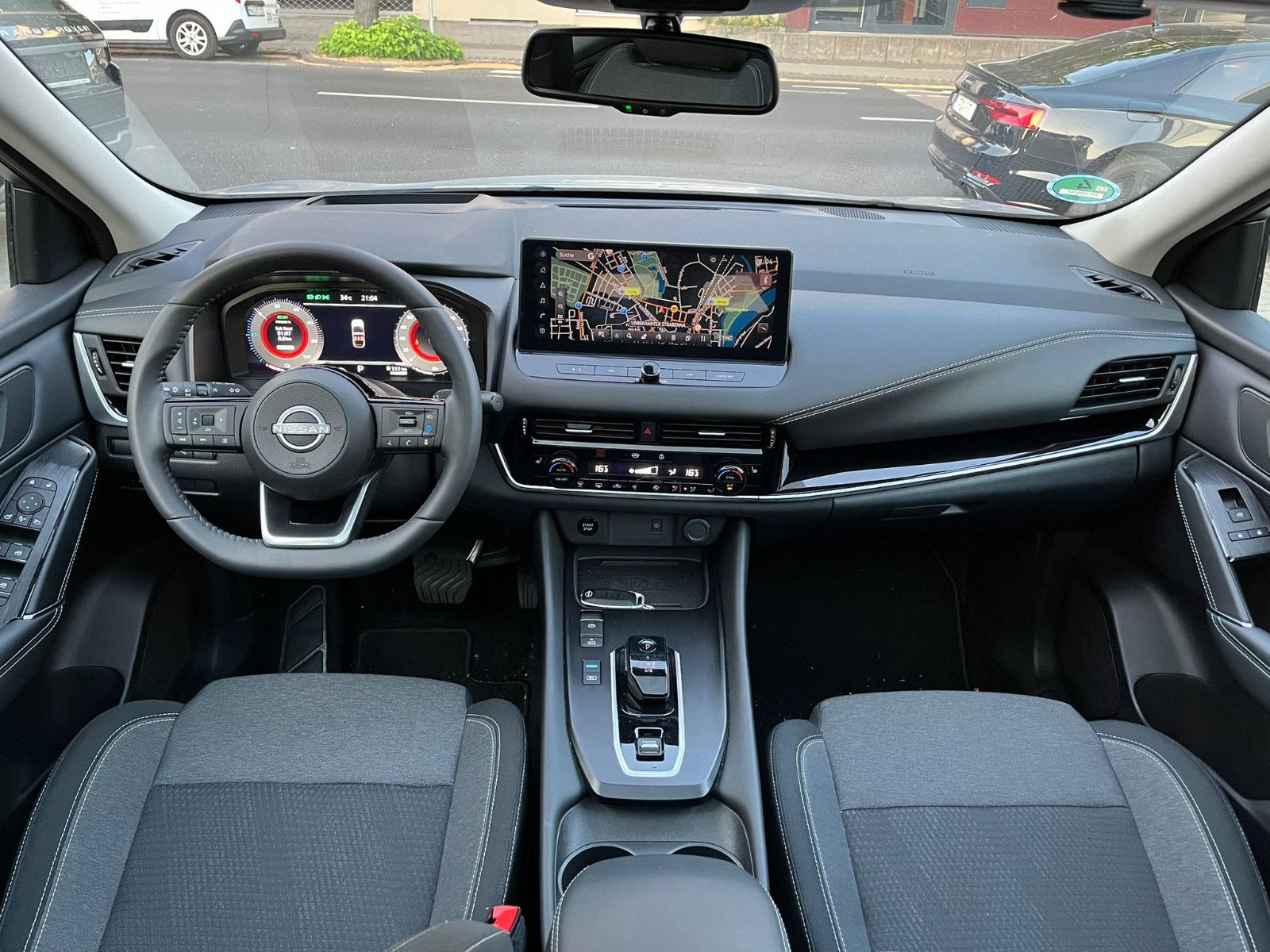 Fahrzeugabbildung Nissan Qashqai Black Editon e-Power*PANO*GARANTIE*RFK
