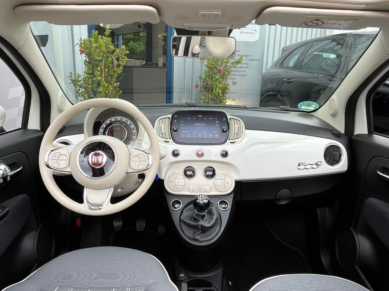 Fahrzeugabbildung Fiat 500C*NAVI*APPLECARPLAY*