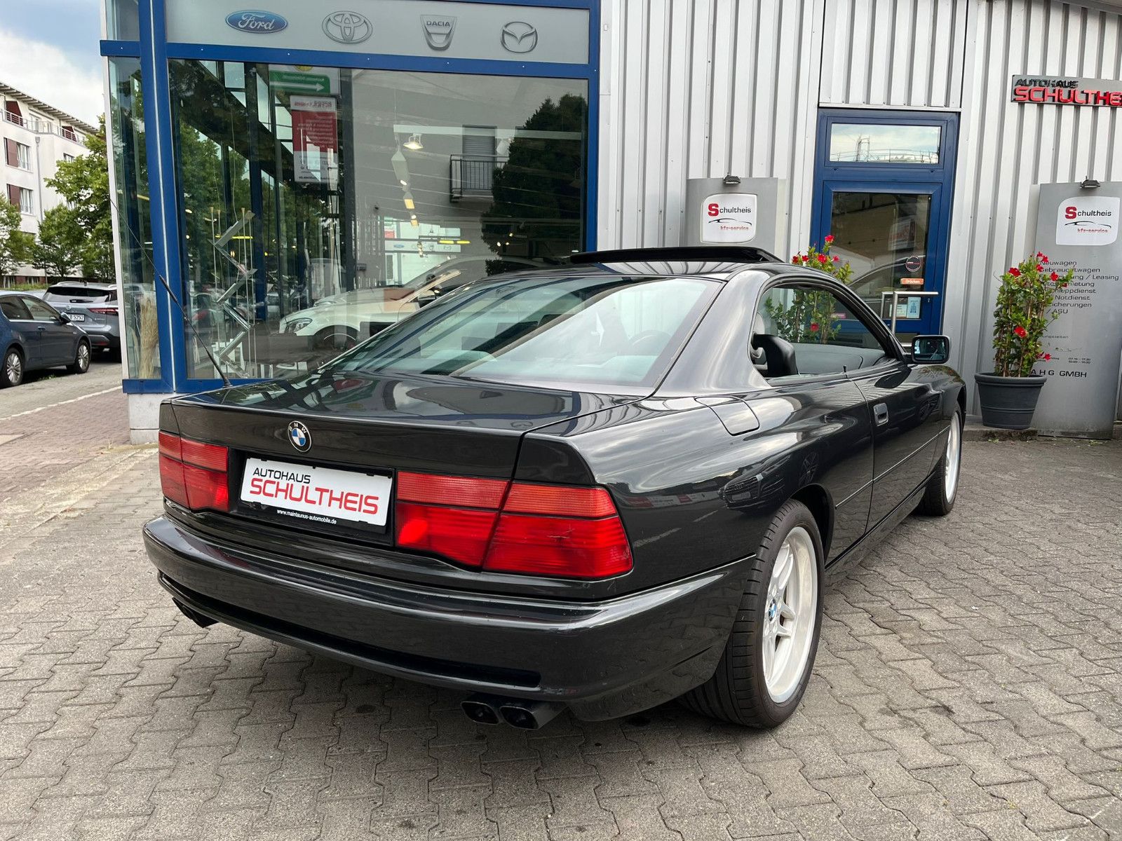 Fahrzeugabbildung BMW 850i*H-KENNZEICHEN*KLIMA*LEDER*