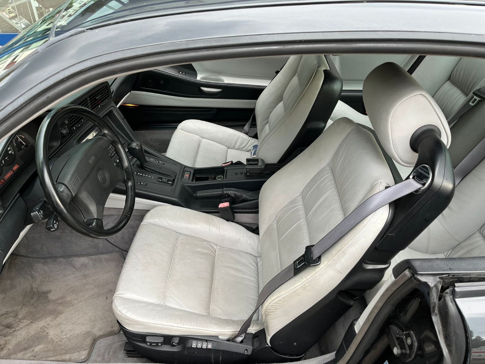 Fahrzeugabbildung BMW 850i*H-KENNZEICHEN*KLIMA*LEDER*
