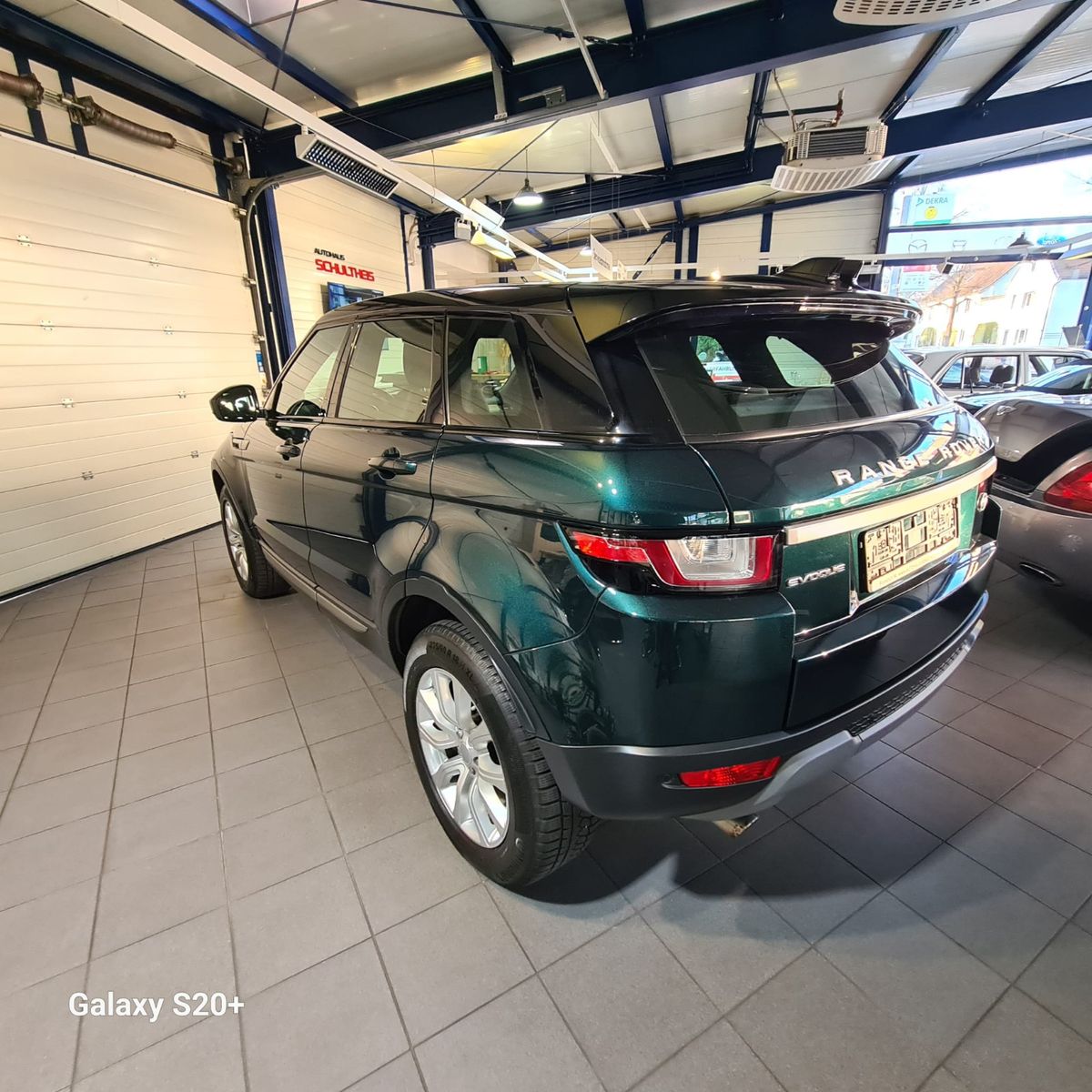 Fahrzeugabbildung Land Rover Range Rover Evoque SE |NAVI|KAMERA|Garantie|