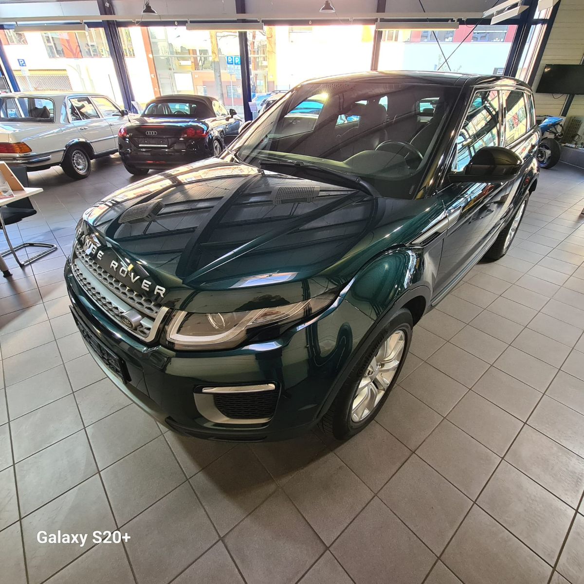 Fahrzeugabbildung Land Rover Range Rover Evoque SE |NAVI|KAMERA|Garantie|