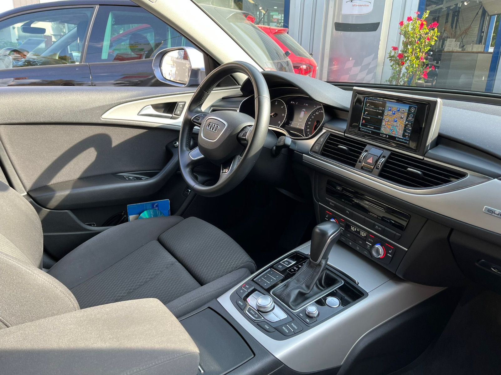 Fahrzeugabbildung Audi A6 Avant 3.0 TDI clean diesel quattro