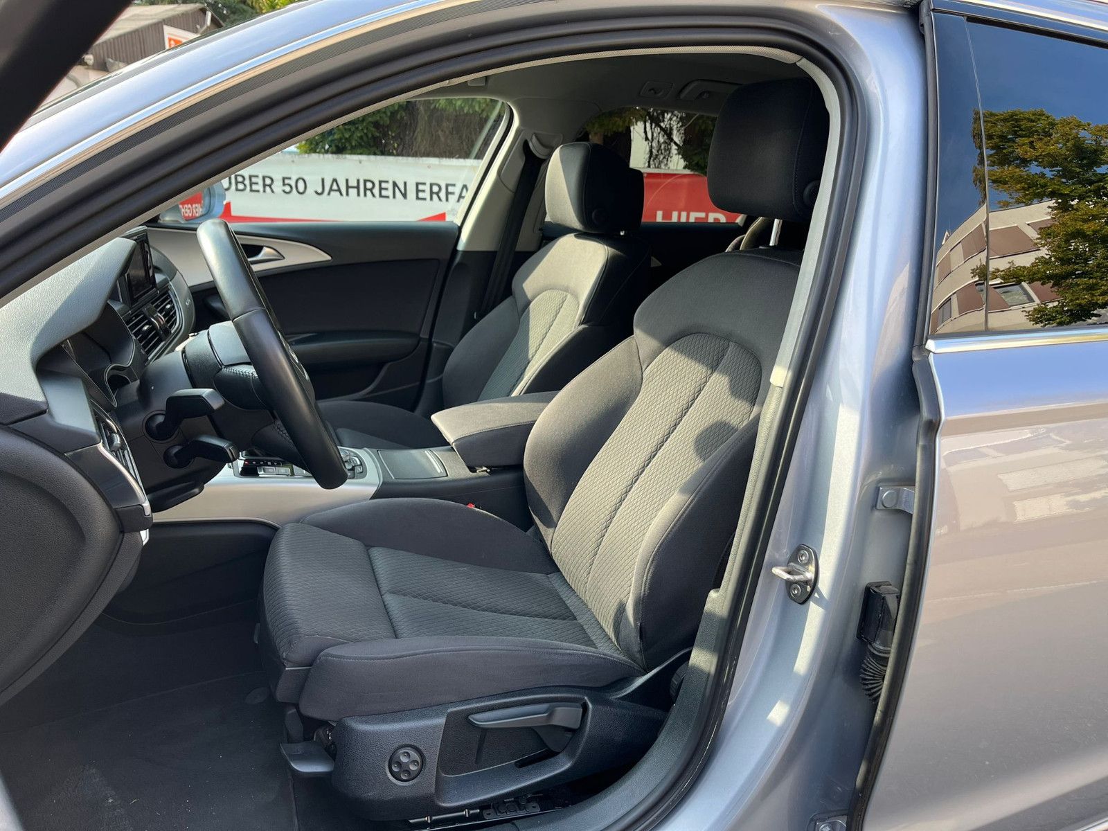 Fahrzeugabbildung Audi A6 Avant 3.0 TDI clean diesel quattro
