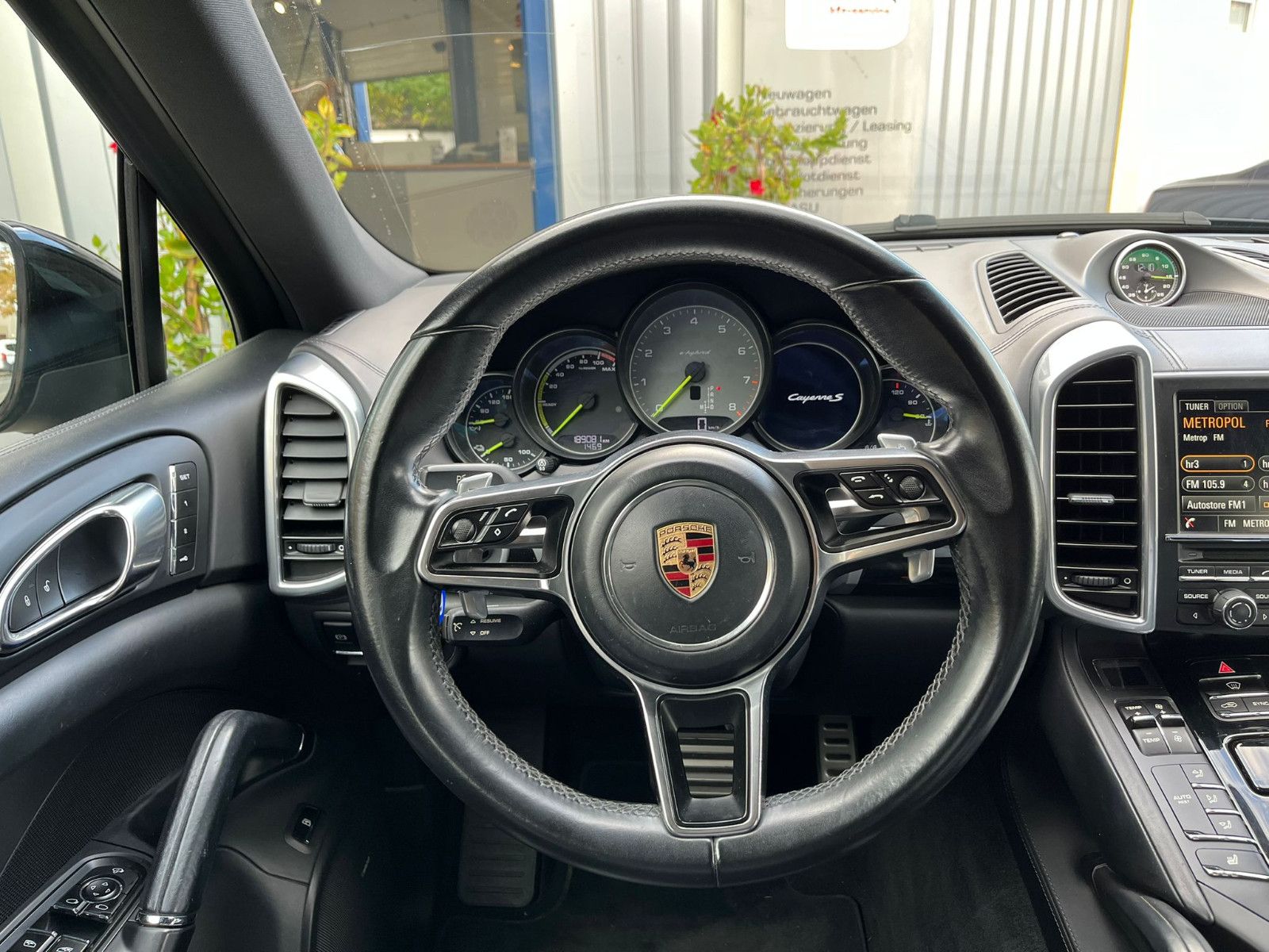 Fahrzeugabbildung Porsche Cayenne S E-Hybrid*18WEGE*NAVI*RFK*BOSE