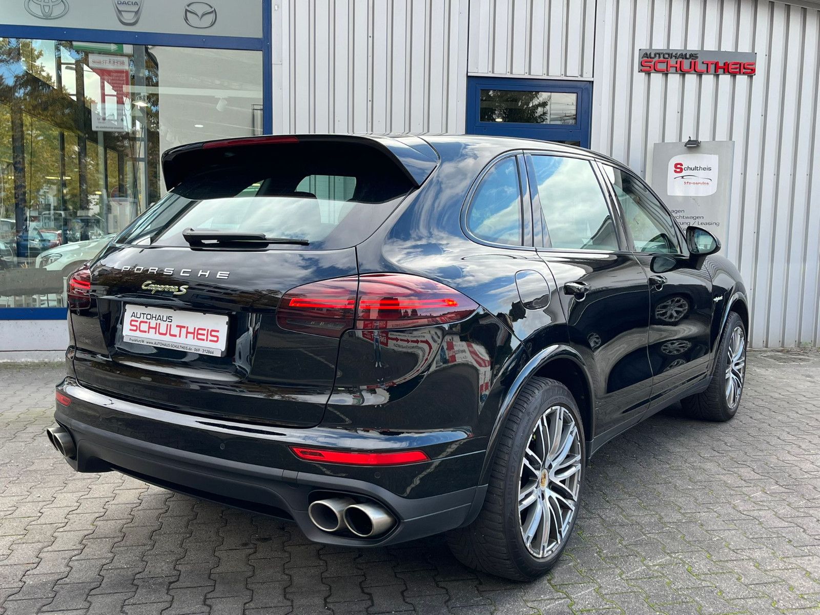 Fahrzeugabbildung Porsche Cayenne S E-Hybrid*18WEGE*NAVI*RFK*BOSE