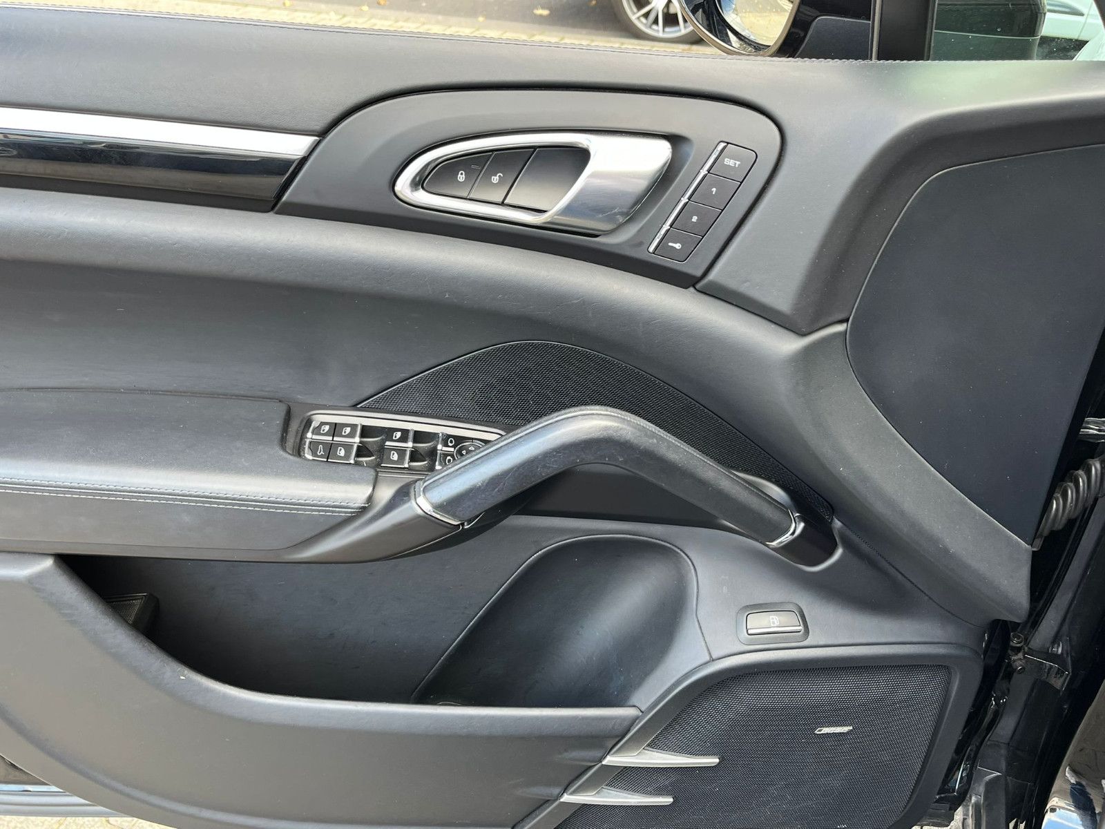 Fahrzeugabbildung Porsche Cayenne S E-Hybrid*18WEGE*NAVI*RFK*BOSE