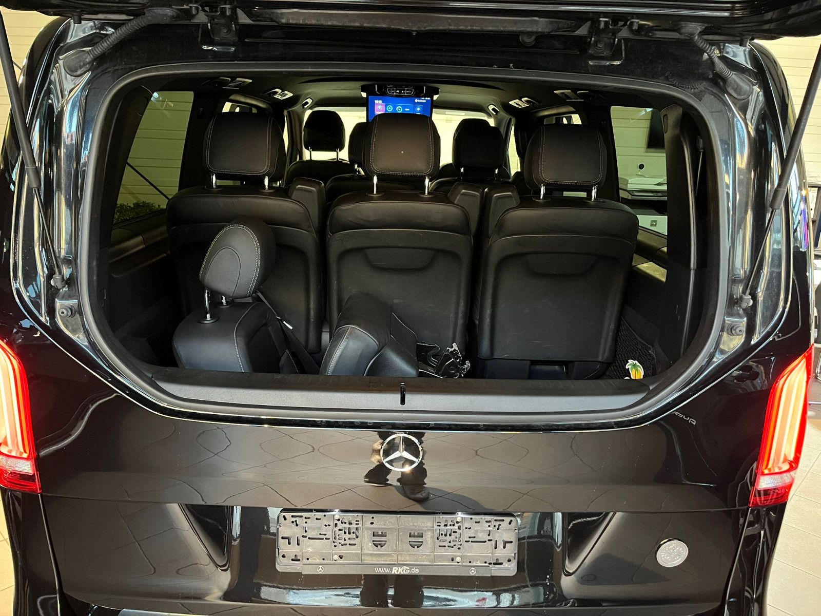 Fahrzeugabbildung Mercedes-Benz V 250 CDI AVANTGARDE EDITON*8SITZER