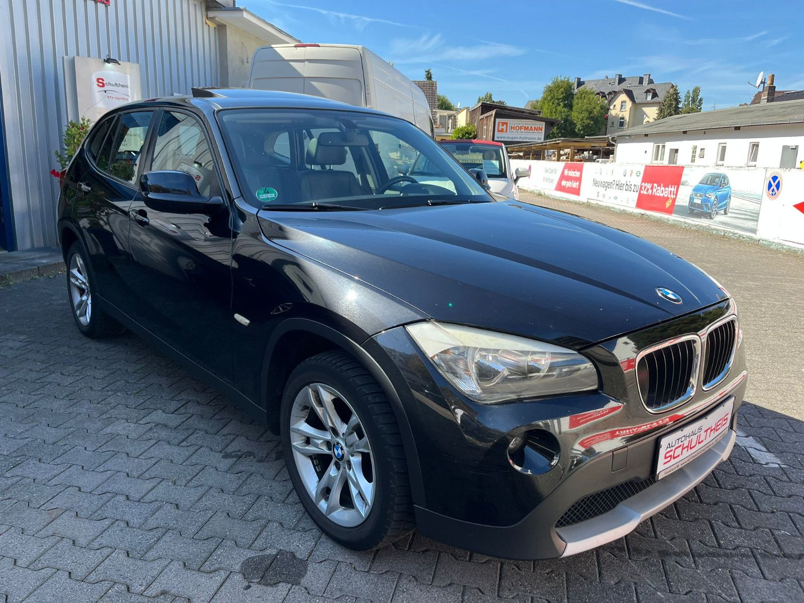 Fahrzeugabbildung BMW X1 18 d sDrive*PANO*LEDER*NAVI*AHK