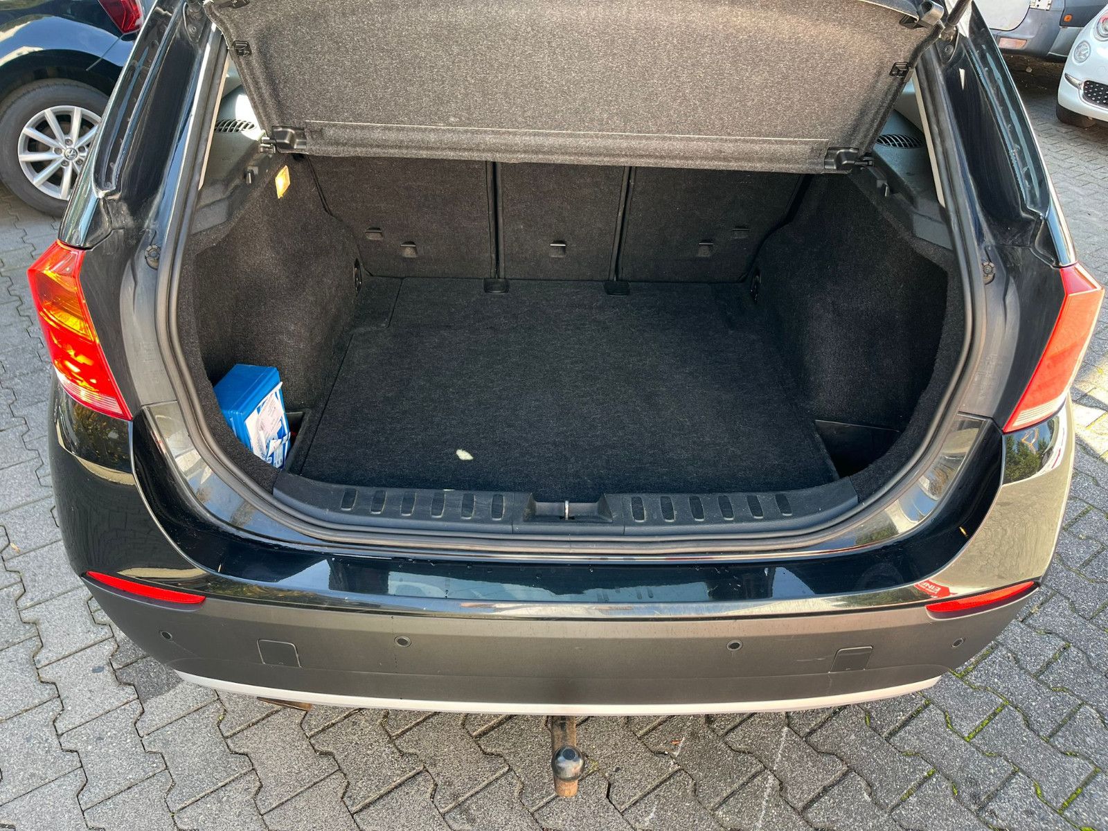 Fahrzeugabbildung BMW X1 18 d sDrive*PANO*LEDER*NAVI*AHK