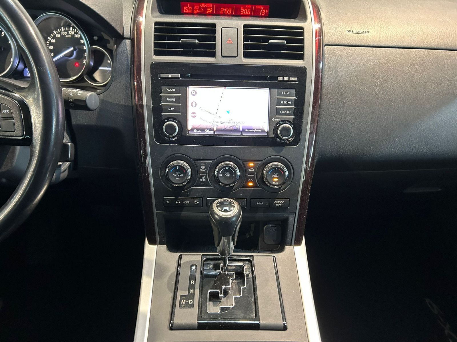Fahrzeugabbildung Mazda CX-9 AWD *FACELIFT*7SITZER*KEYLESS*RFK*NAVI*PDC