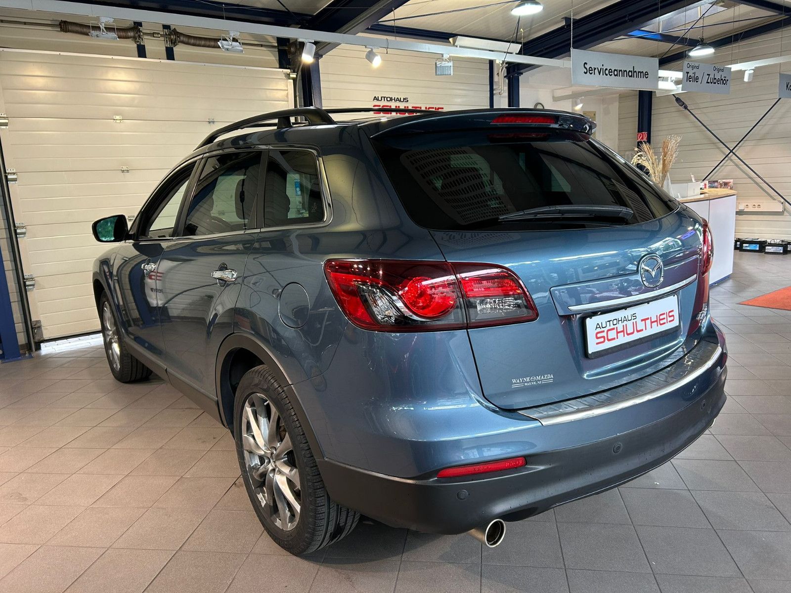 Fahrzeugabbildung Mazda CX-9 AWD *FACELIFT*7SITZER*KEYLESS*RFK*NAVI*PDC
