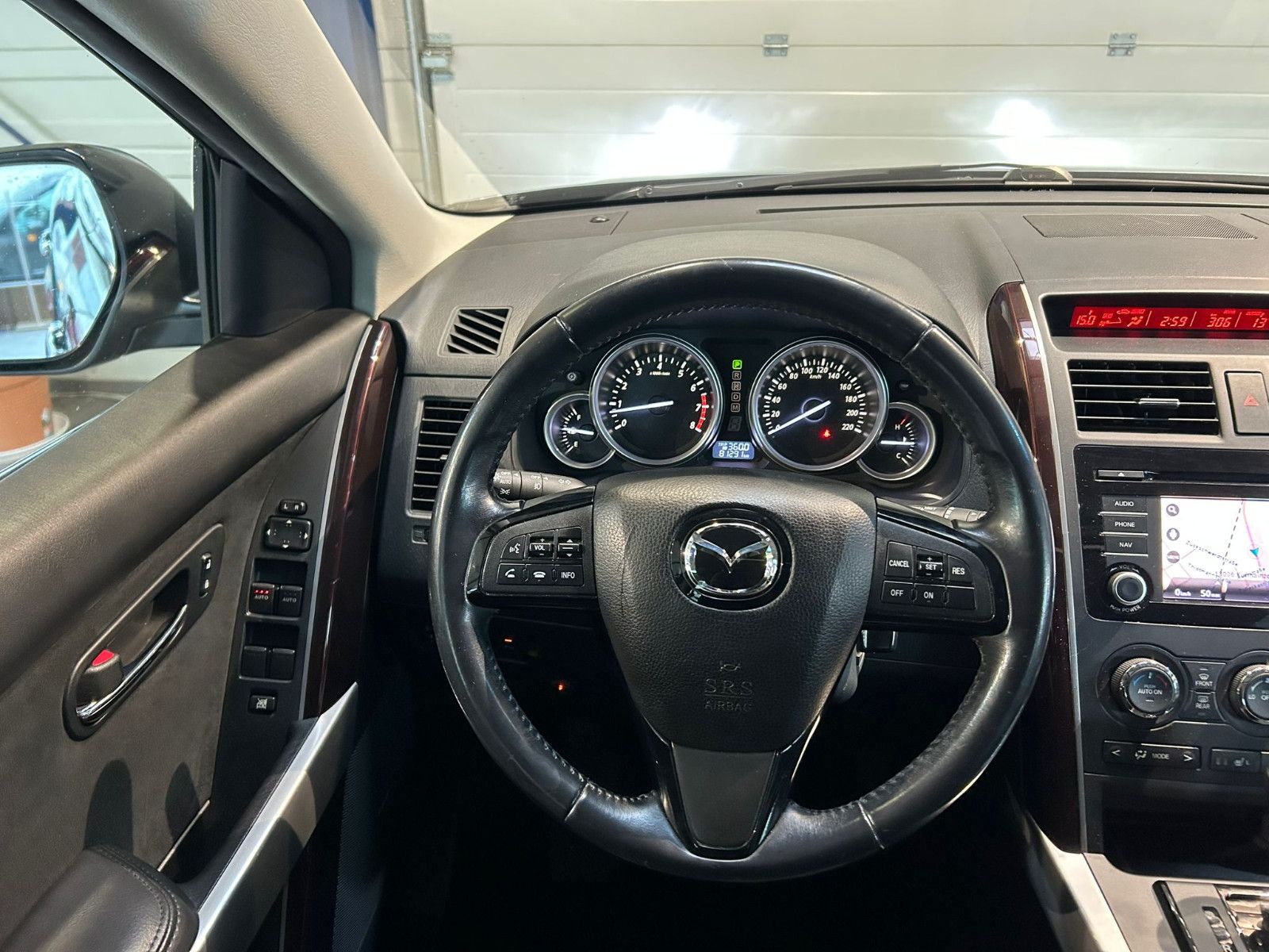 Fahrzeugabbildung Mazda CX-9 AWD *FACELIFT*7SITZER*KEYLESS*RFK*NAVI*PDC