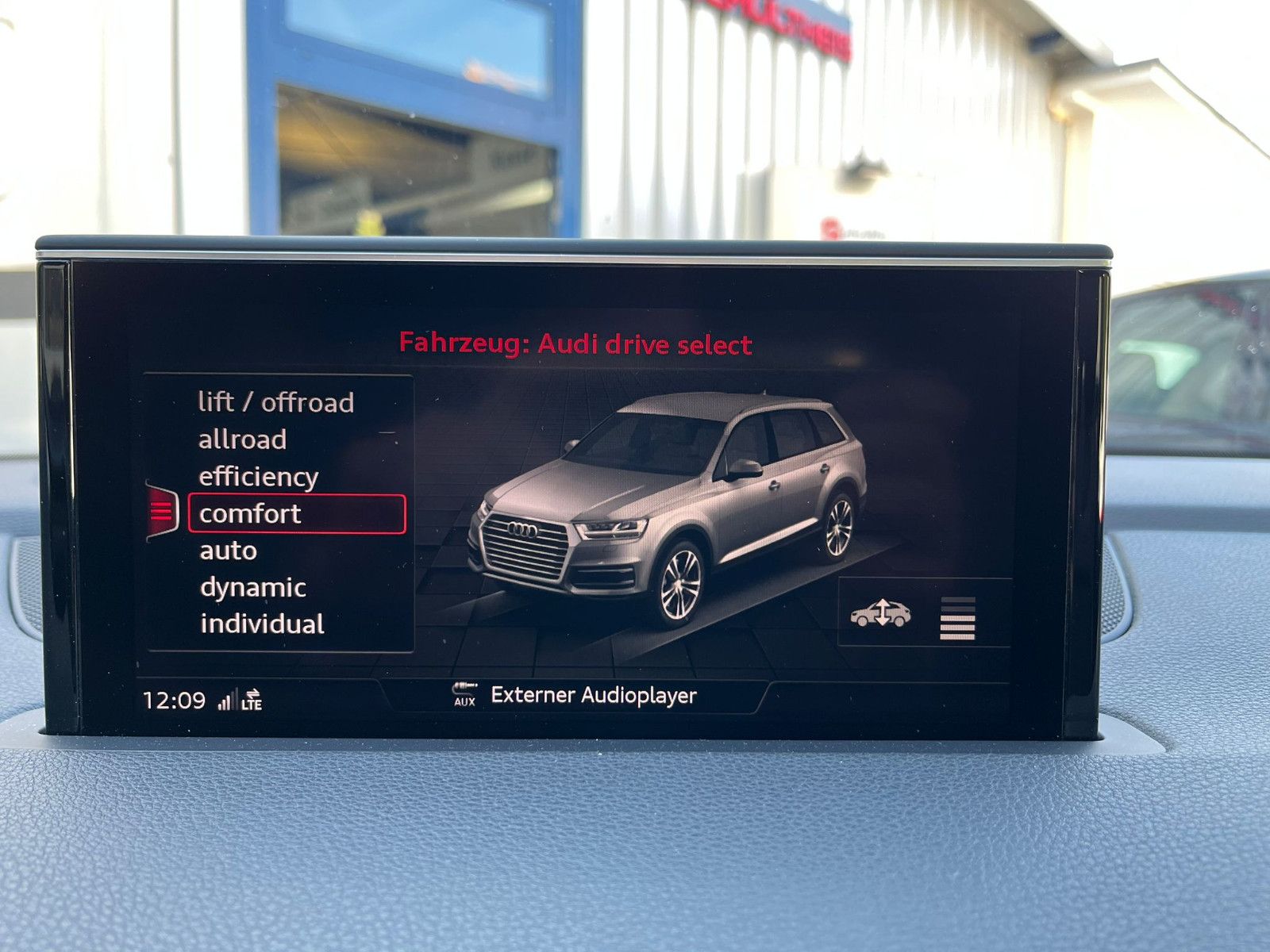 Fahrzeugabbildung Audi Q7 3.0 TDI quattro|3xS-LINE|PANO|360°|LED|7-Sitz