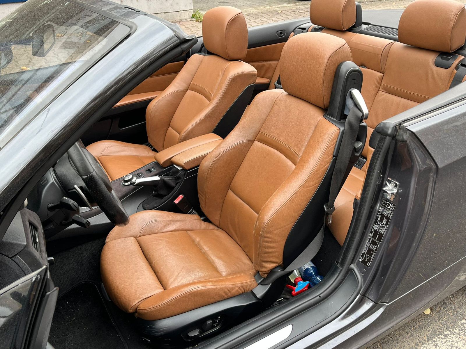 Fahrzeugabbildung BMW 335I Cabrio M-PAKET*LEDER*NAVI*MOTORSCHADEN