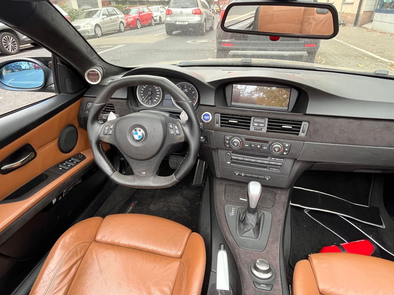 Fahrzeugabbildung BMW 335I Cabrio M-PAKET*LEDER*NAVI*MOTORSCHADEN