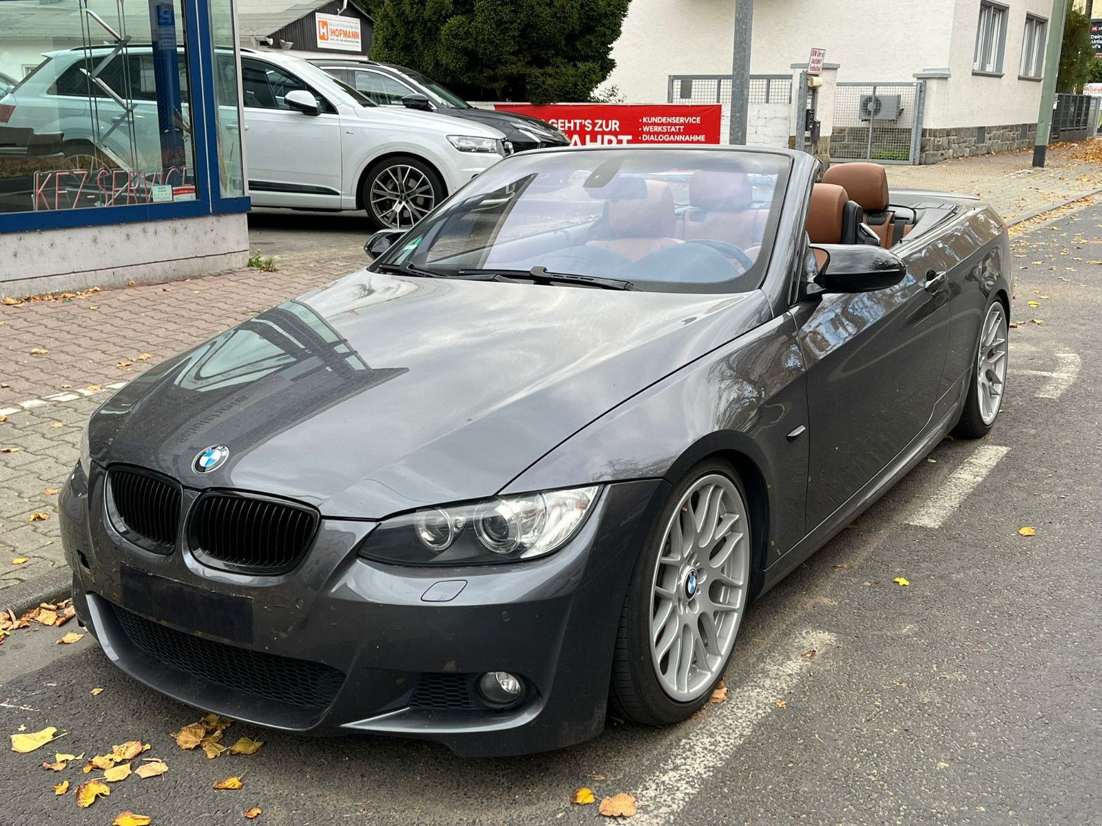 Fahrzeugabbildung BMW 335I Cabrio M-PAKET*LEDER*NAVI*MOTORSCHADEN