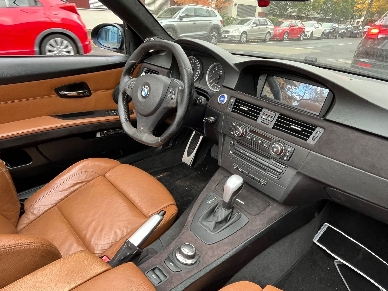 Fahrzeugabbildung BMW 335I Cabrio M-PAKET*LEDER*NAVI*MOTORSCHADEN