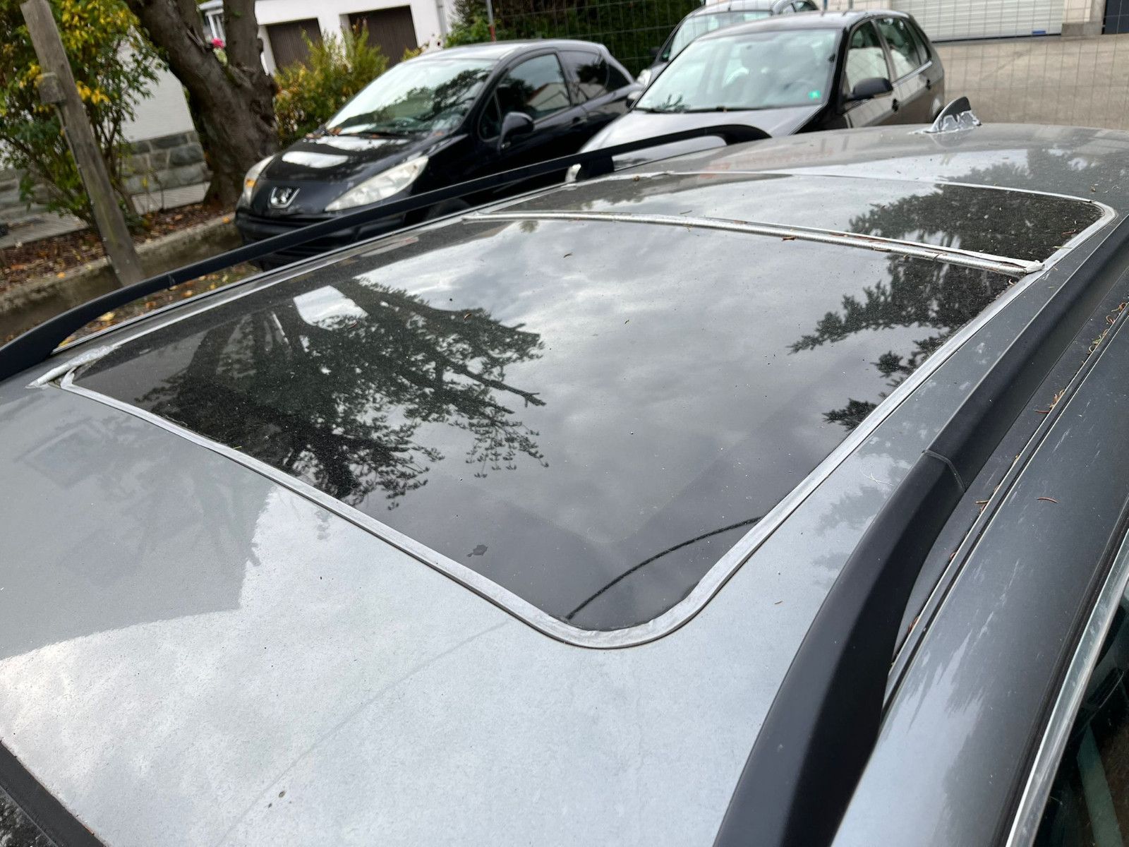 Fahrzeugabbildung BMW 525I Touring *PANO*NAVI*SHZ*