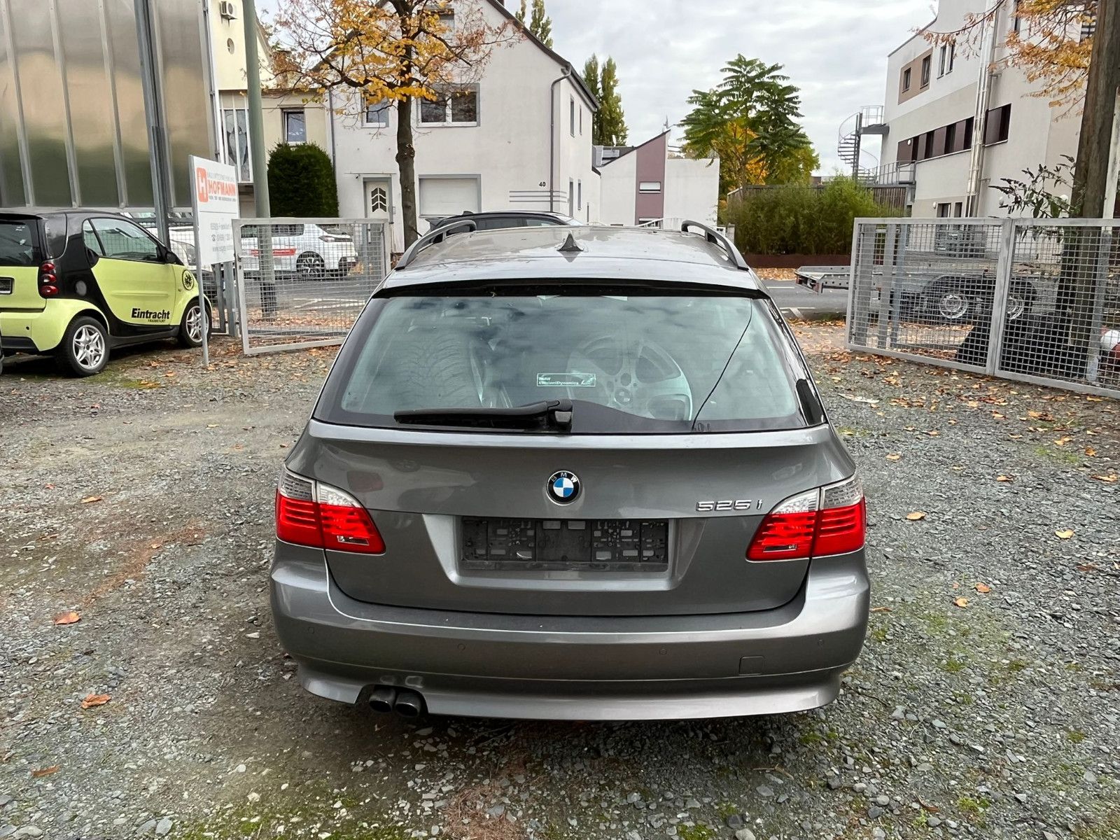 Fahrzeugabbildung BMW 525I Touring *PANO*NAVI*SHZ*