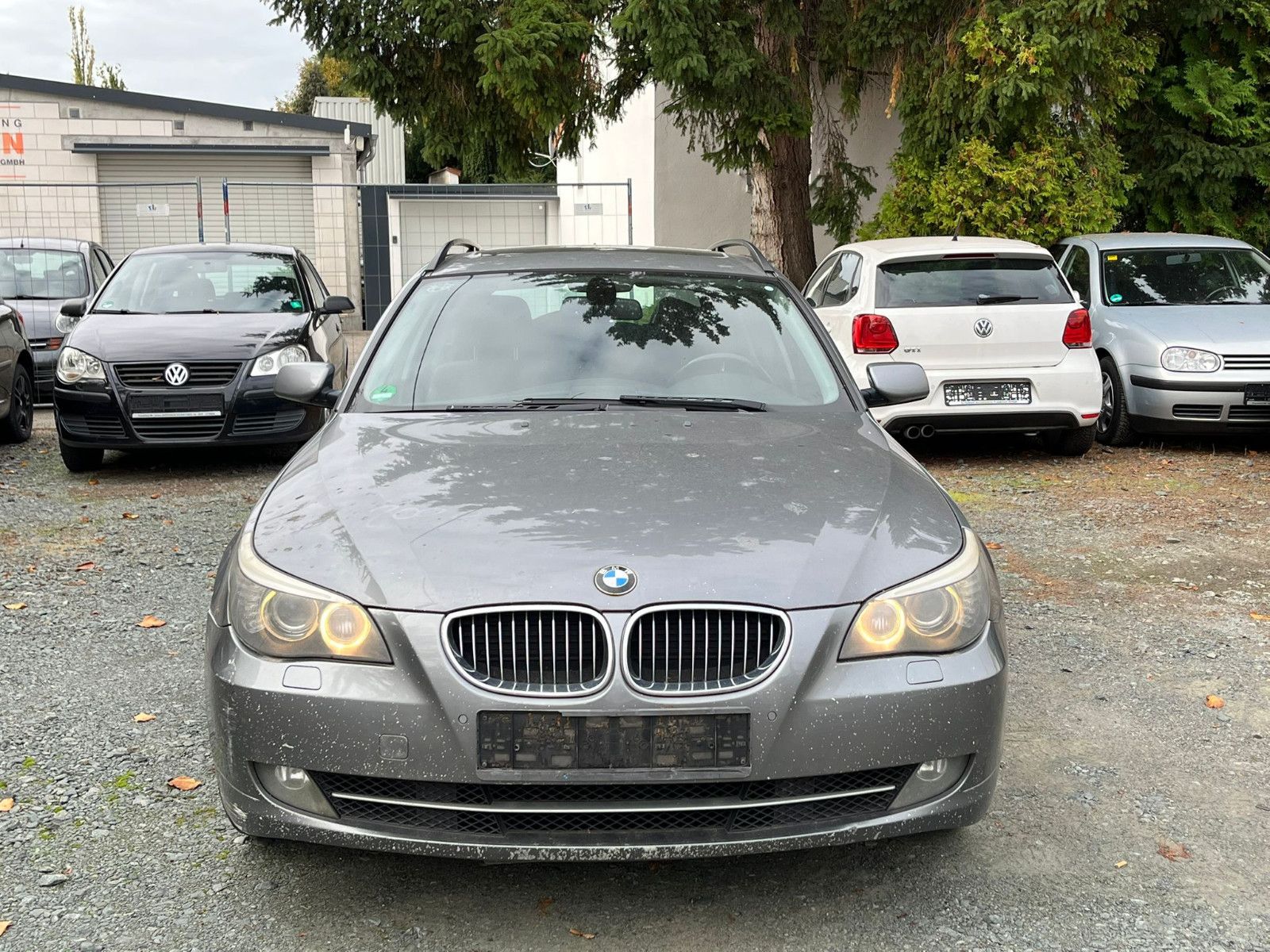 Fahrzeugabbildung BMW 525I Touring *PANO*NAVI*SHZ*