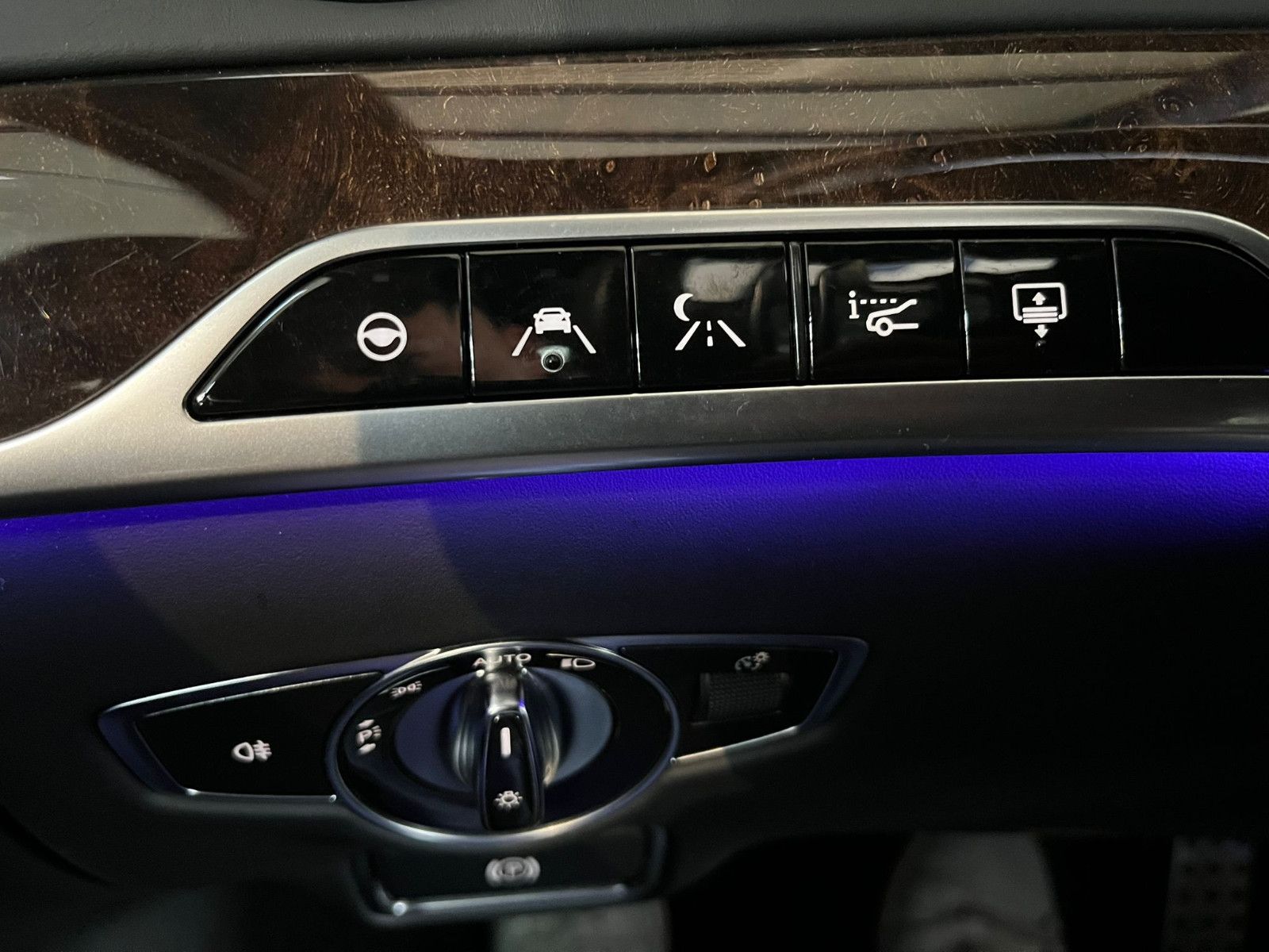 Fahrzeugabbildung Mercedes-Benz S 560 4Matic L*PANO*360*SOFTCLOSE*NIGHT*