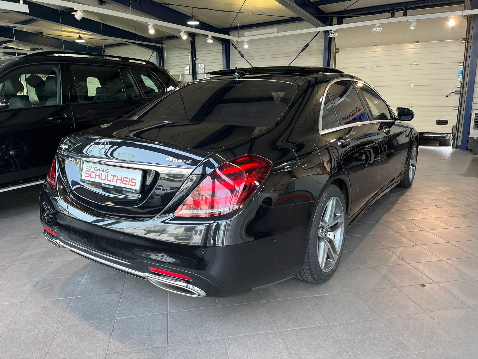 Fahrzeugabbildung Mercedes-Benz S 560 4Matic L*PANO*360*SOFTCLOSE*NIGHT*