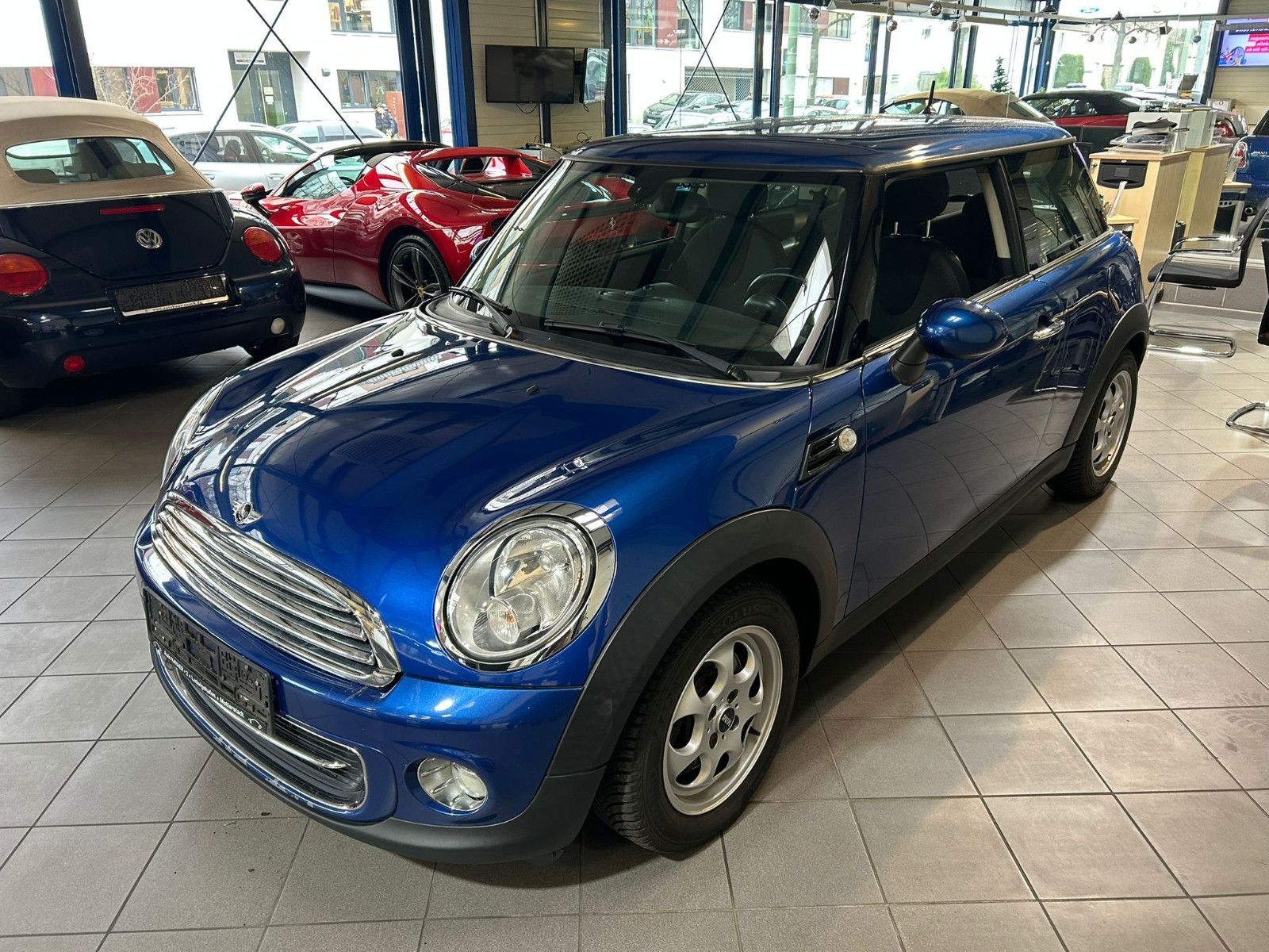 Fahrzeugabbildung MINI Mini Cooper*KLIMAAUT*AUX*BC*