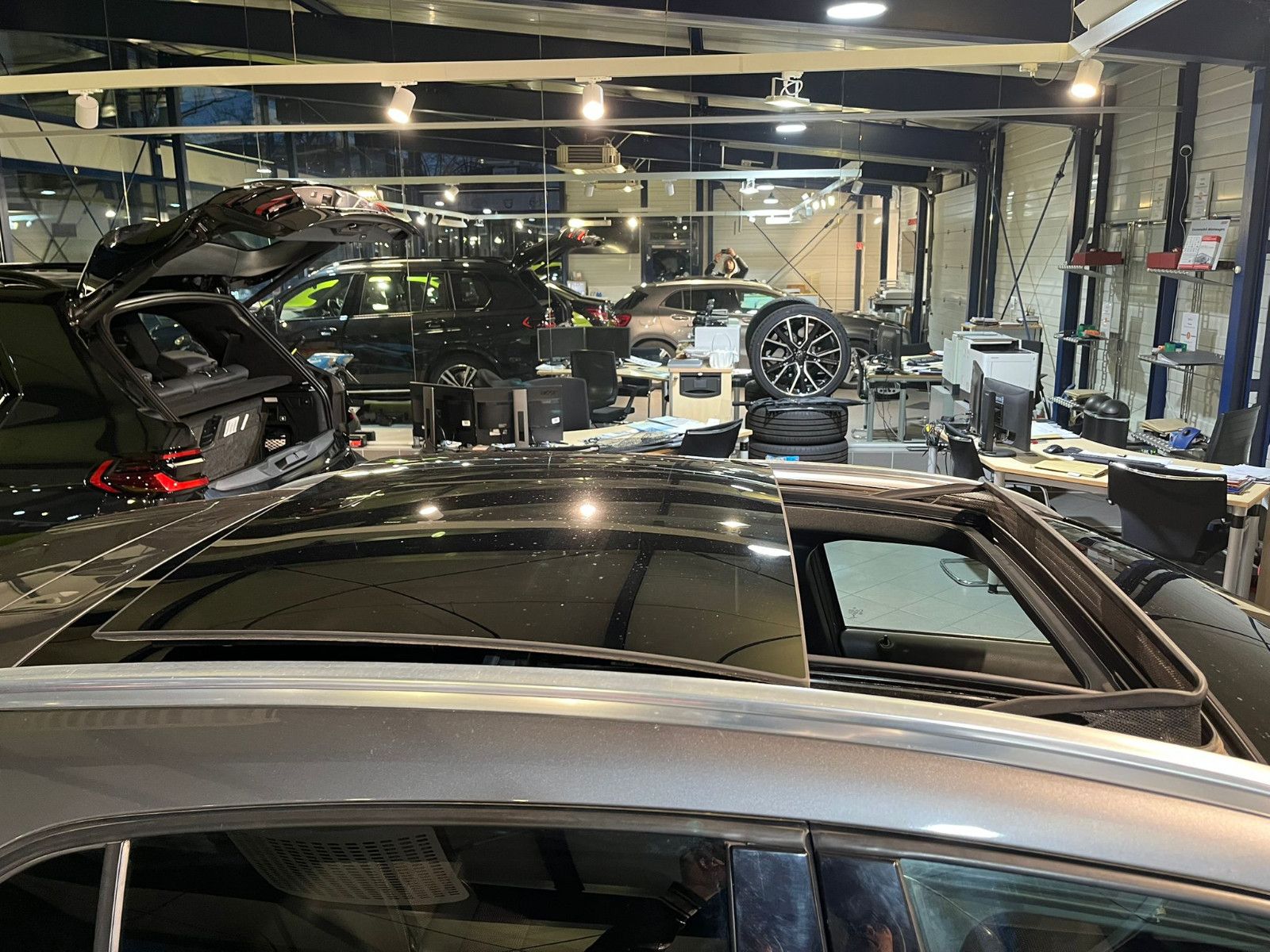 Fahrzeugabbildung Mercedes-Benz GLA 200 AMG-PAKET*PANO*NAVI*LEDER*LED*