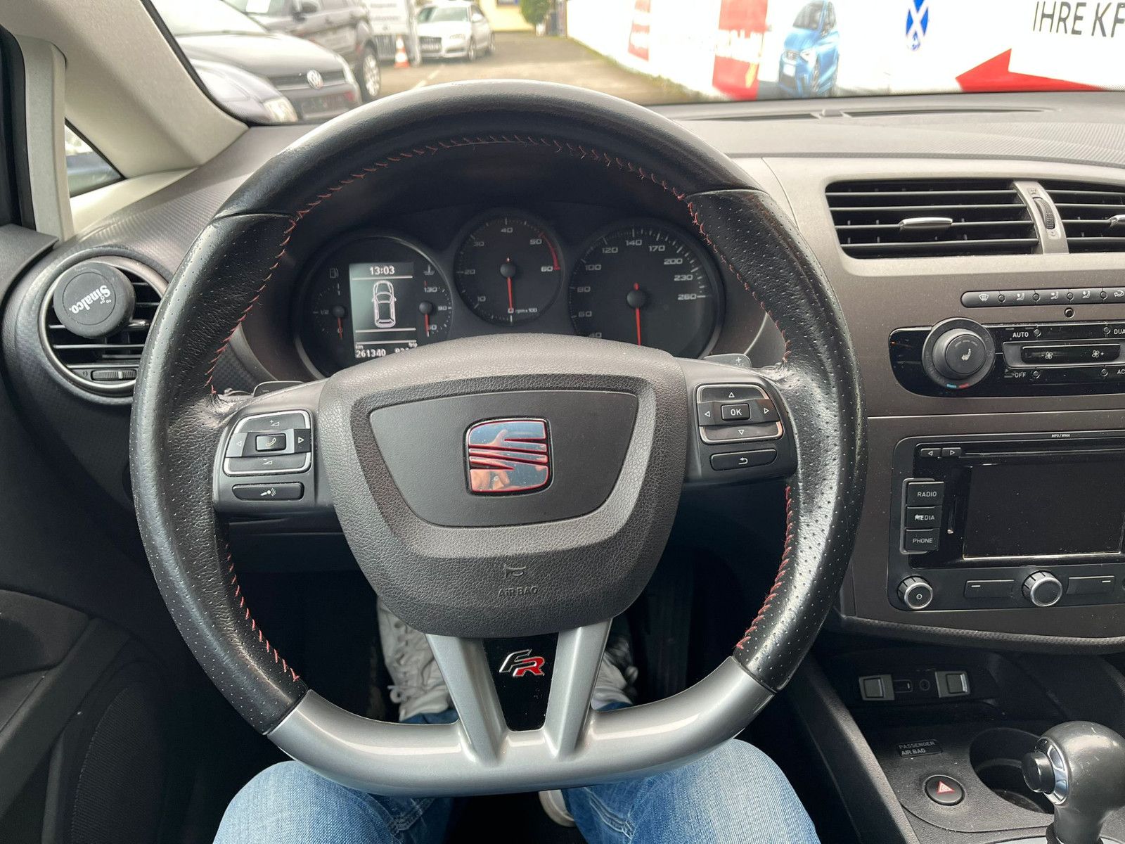 Fahrzeugabbildung SEAT Leon FR*GSD*NAVI*XENON*PDC