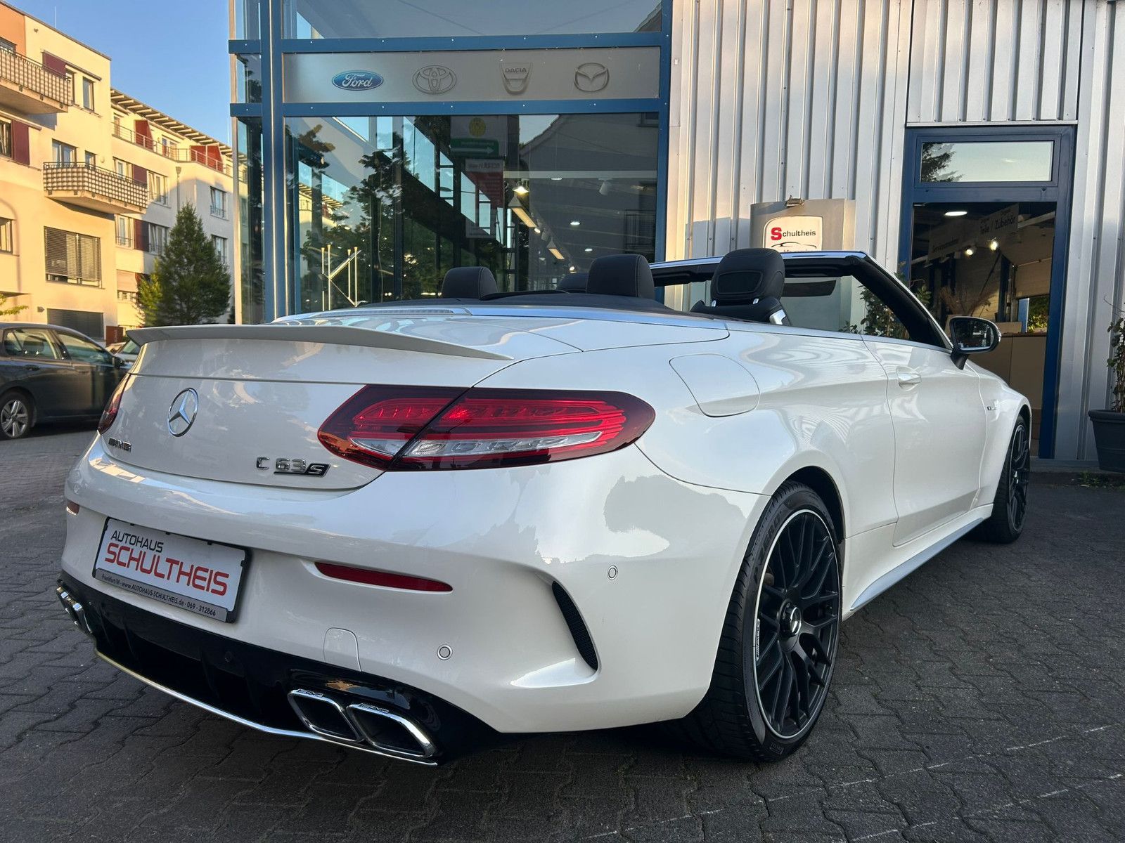 Fahrzeugabbildung Mercedes-Benz C 63 S AMG**JUNGE-STERNE*03/2026*RFK*BURMESTER*