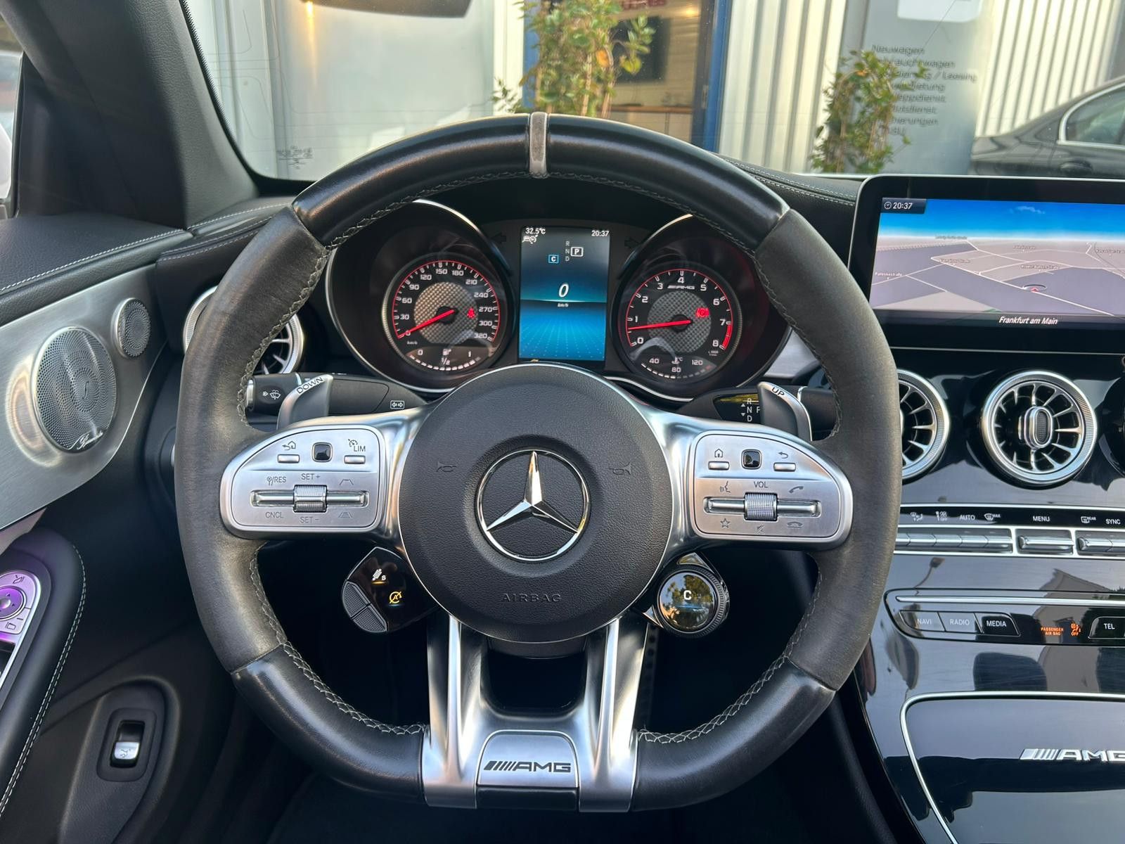 Fahrzeugabbildung Mercedes-Benz C 63 S AMG**JUNGE-STERNE*03/2026*RFK*BURMESTER*