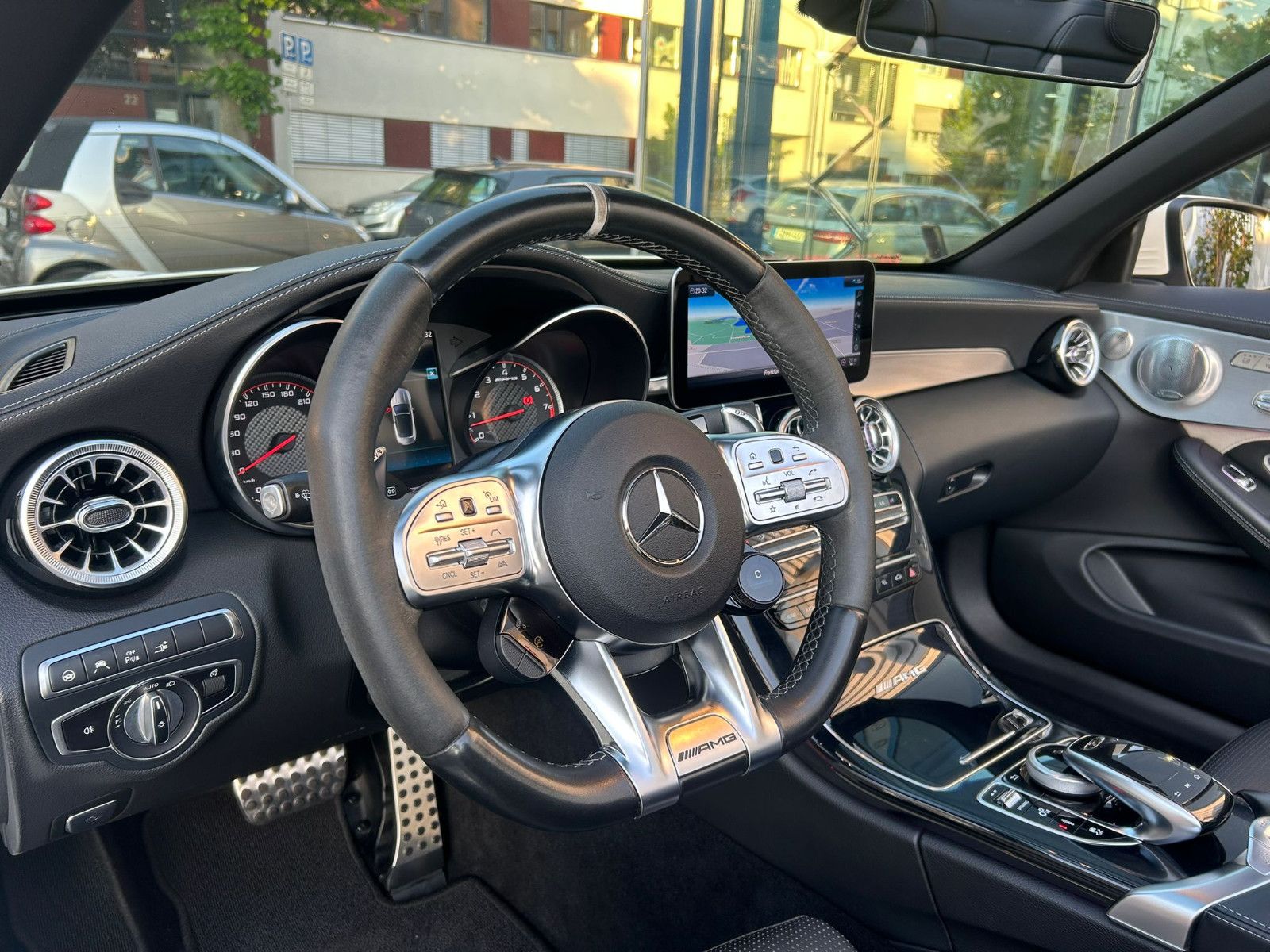 Fahrzeugabbildung Mercedes-Benz C 63 S AMG**JUNGE-STERNE*03/2026*RFK*BURMESTER*