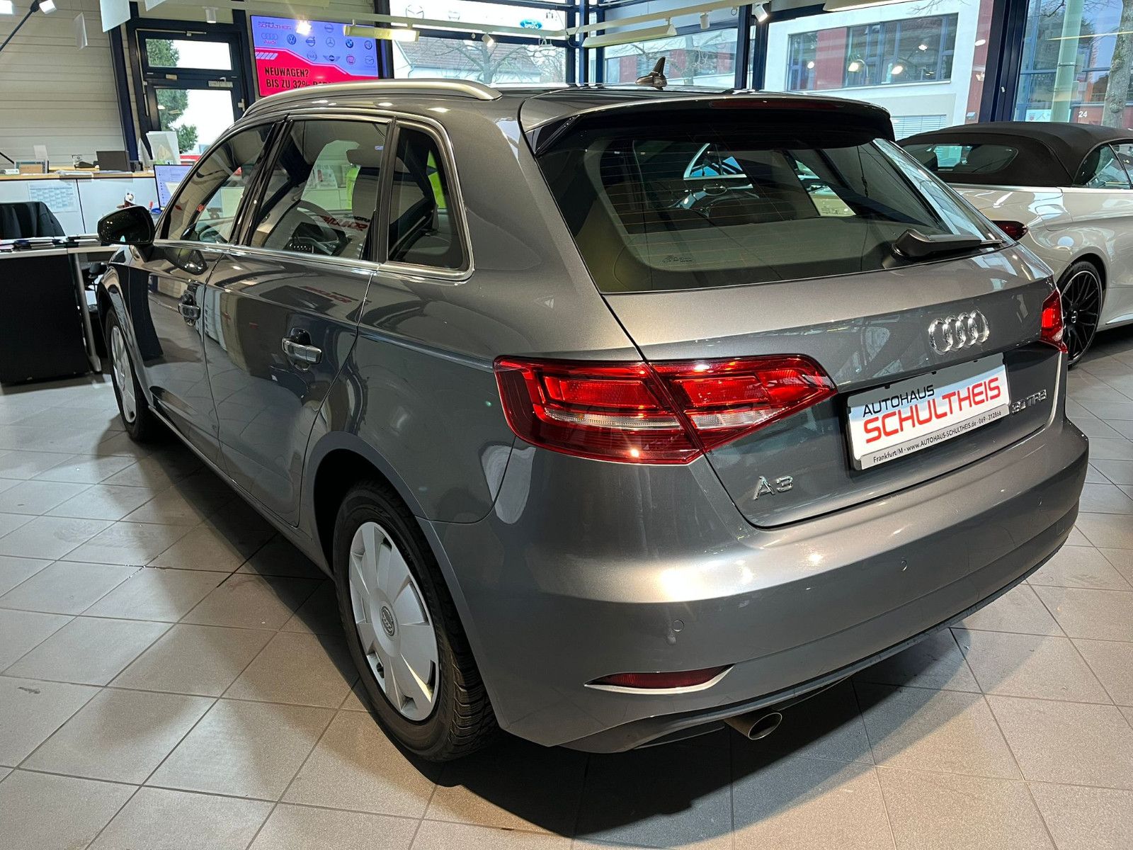 Fahrzeugabbildung Audi A3 Sportback 30 TFSI*LED*NAVI*PDC*SHZ*