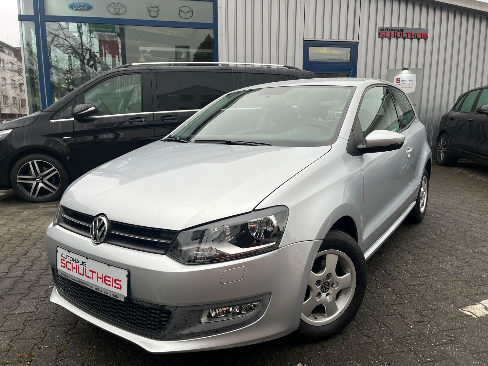 Volkswagen Polo V DSG*SITZHEIZUNG*EINPARKHILFE*KLIMA