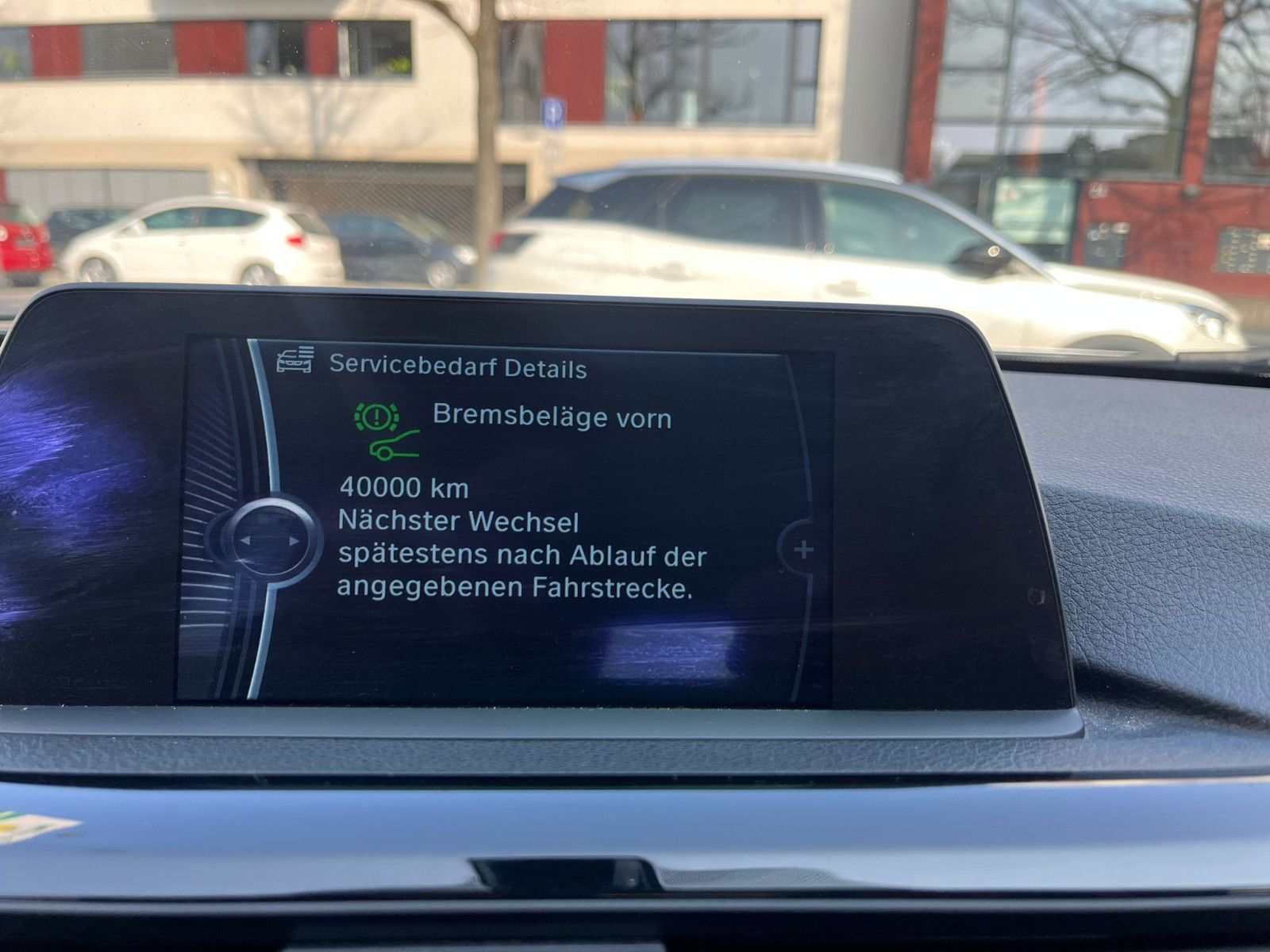 Fahrzeugabbildung BMW 320 d xDrive Limo*1.HAND*LED*NAVI*PDC*