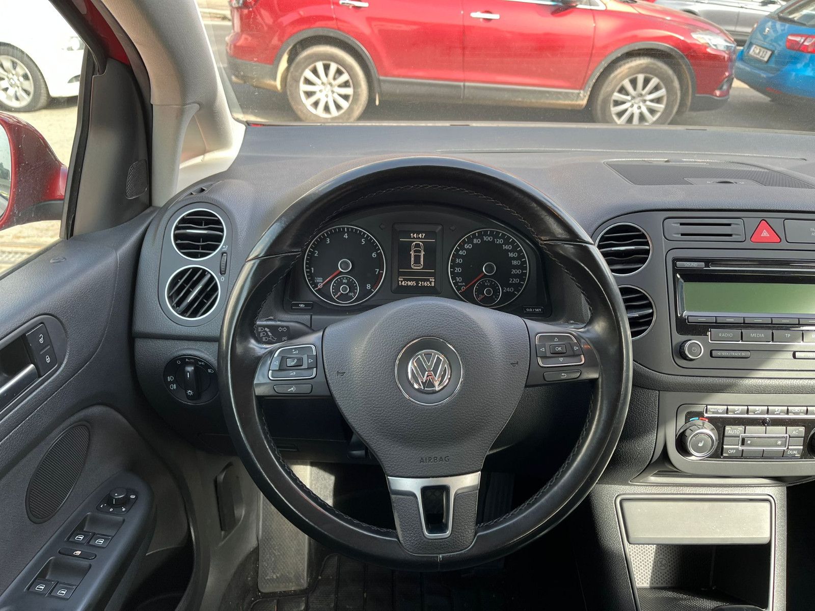 Fahrzeugabbildung Volkswagen Golf Plus VI Comfortline DSG*PDC*SITZHEIZUNG*