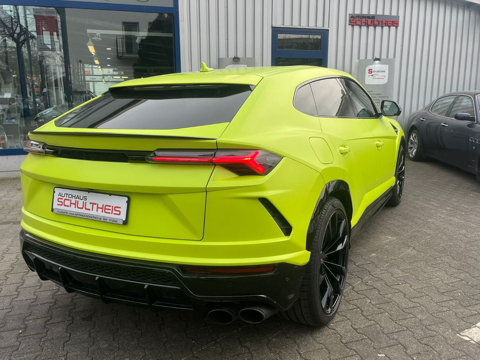 Fahrzeugabbildung Lamborghini Urus 4.0 V8 Autom.*VERDE SCANDAL*PANO*B&Q