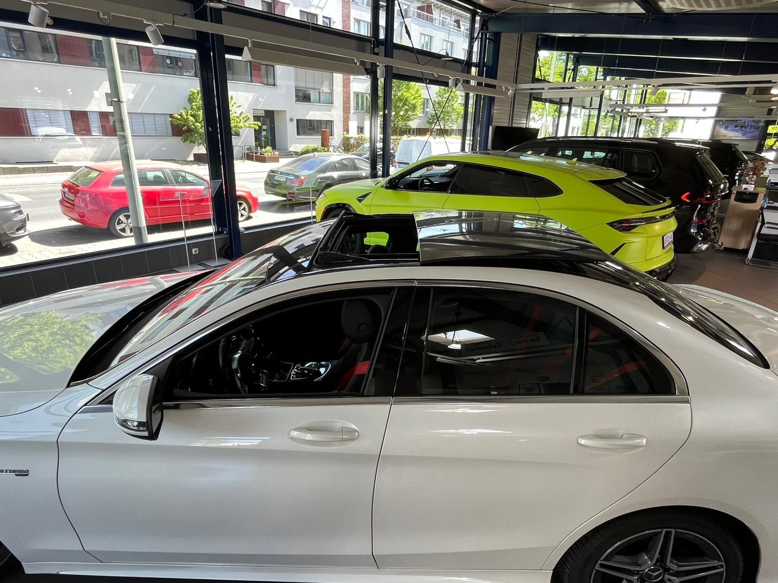 Fahrzeugabbildung Mercedes-Benz C 43 AMG 4Matic*PANO*ALCANTARA*RFK*