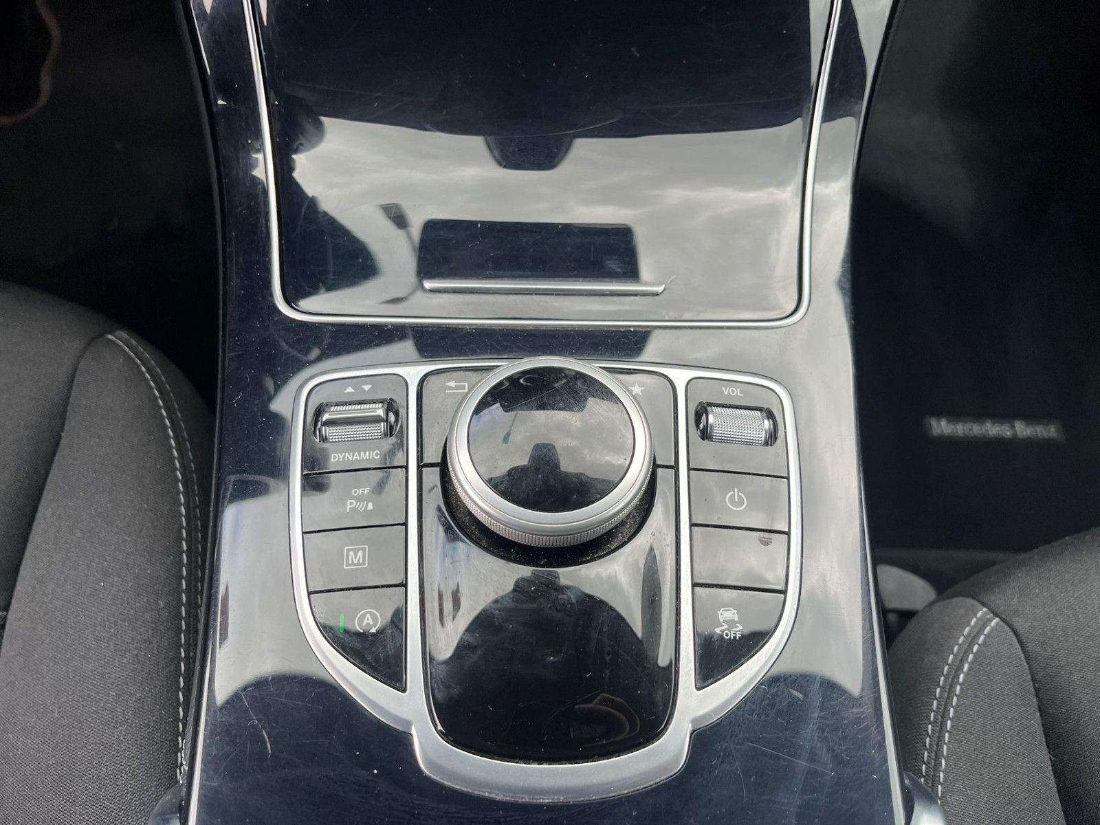 Fahrzeugabbildung Mercedes-Benz GLC 250 4Matic*NAVI*PDC*RFK*